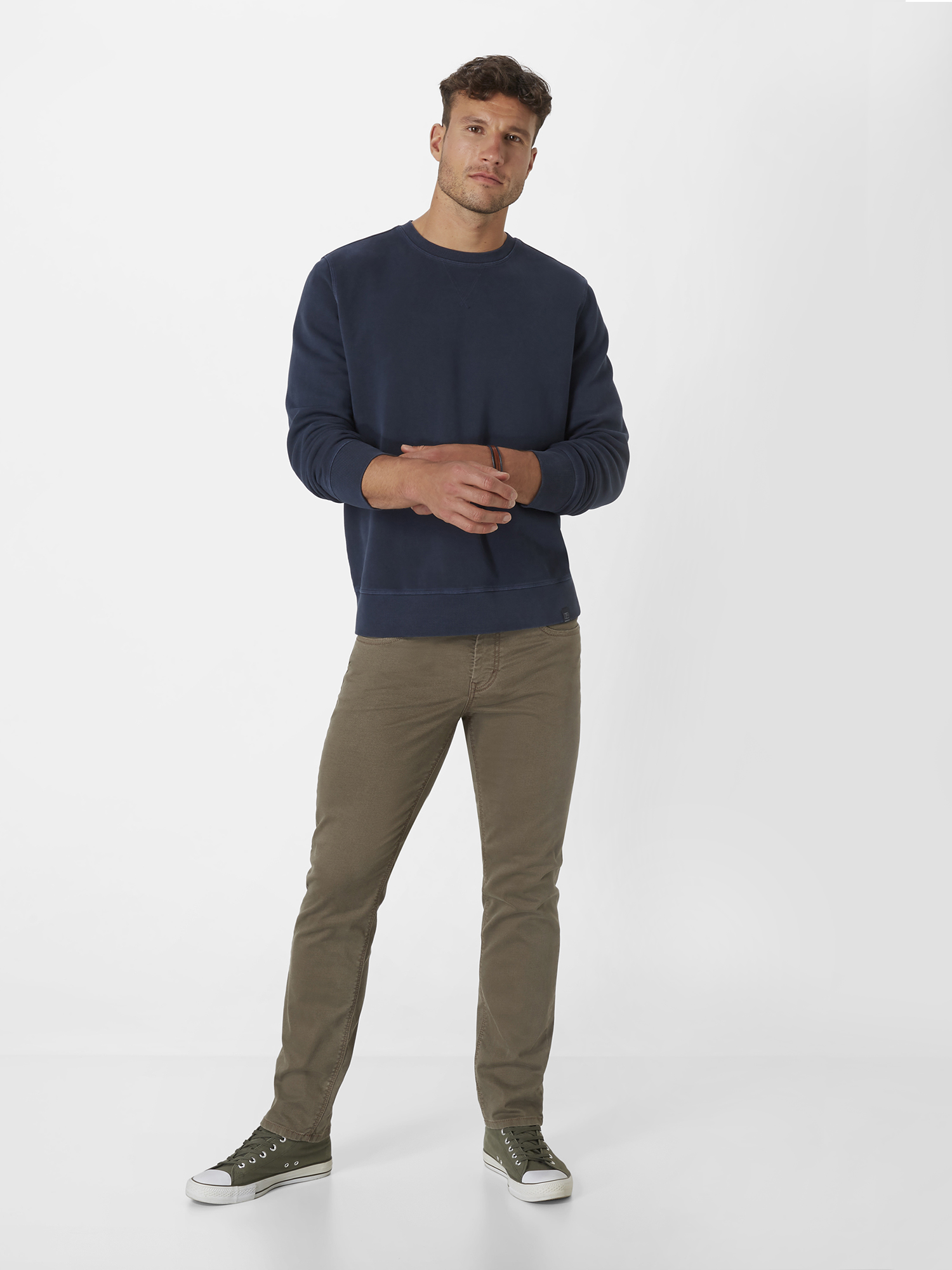 802467022000-0500_8_herren-slim-fit-jeans-pipe-50-jahre-paddocks-edition.jpg