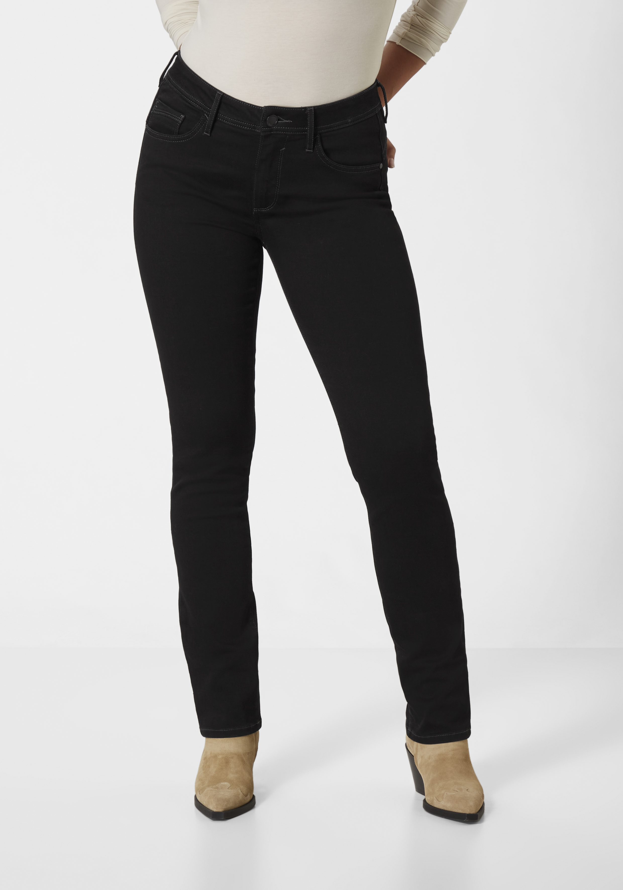 605393503000-6001_9_damen-slim-fit-jeans-lia-paddocks.jpg