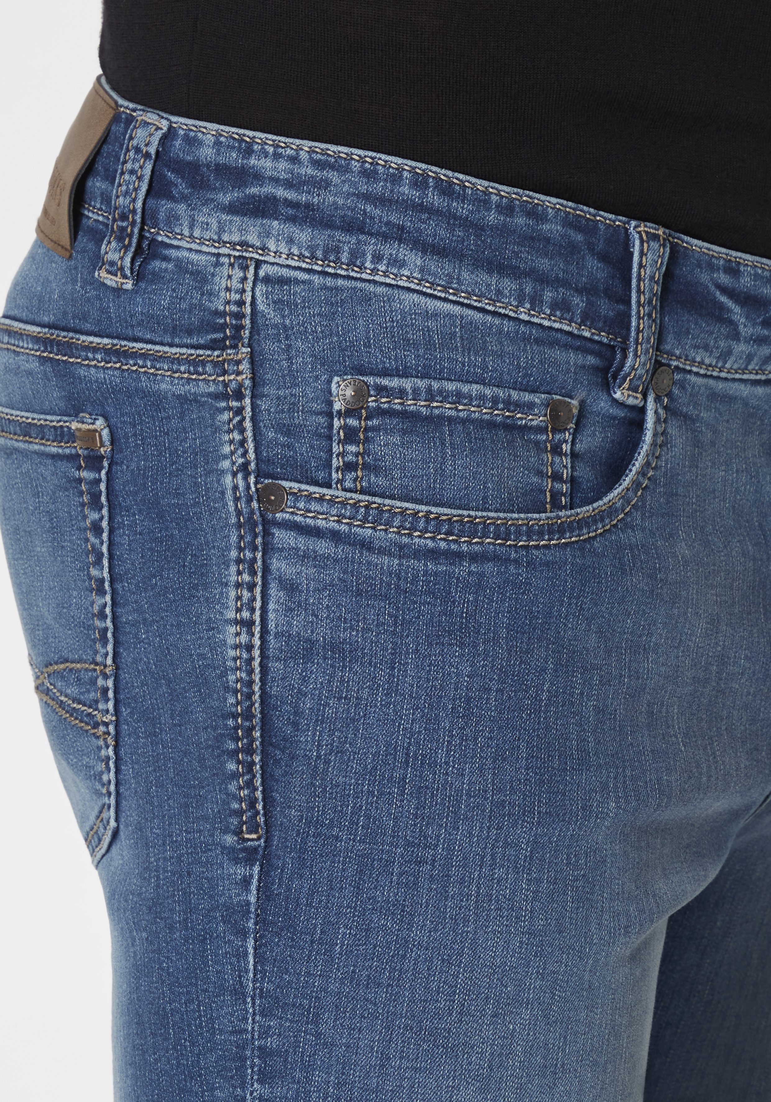 802277276000-5906_3_herren-stretch-jeans-saddle-stitch-pipe-paddocks.jpg 802277276000-5906_3_herren-stretch-jeans-saddle-stitch-pipe-paddocks.jpg