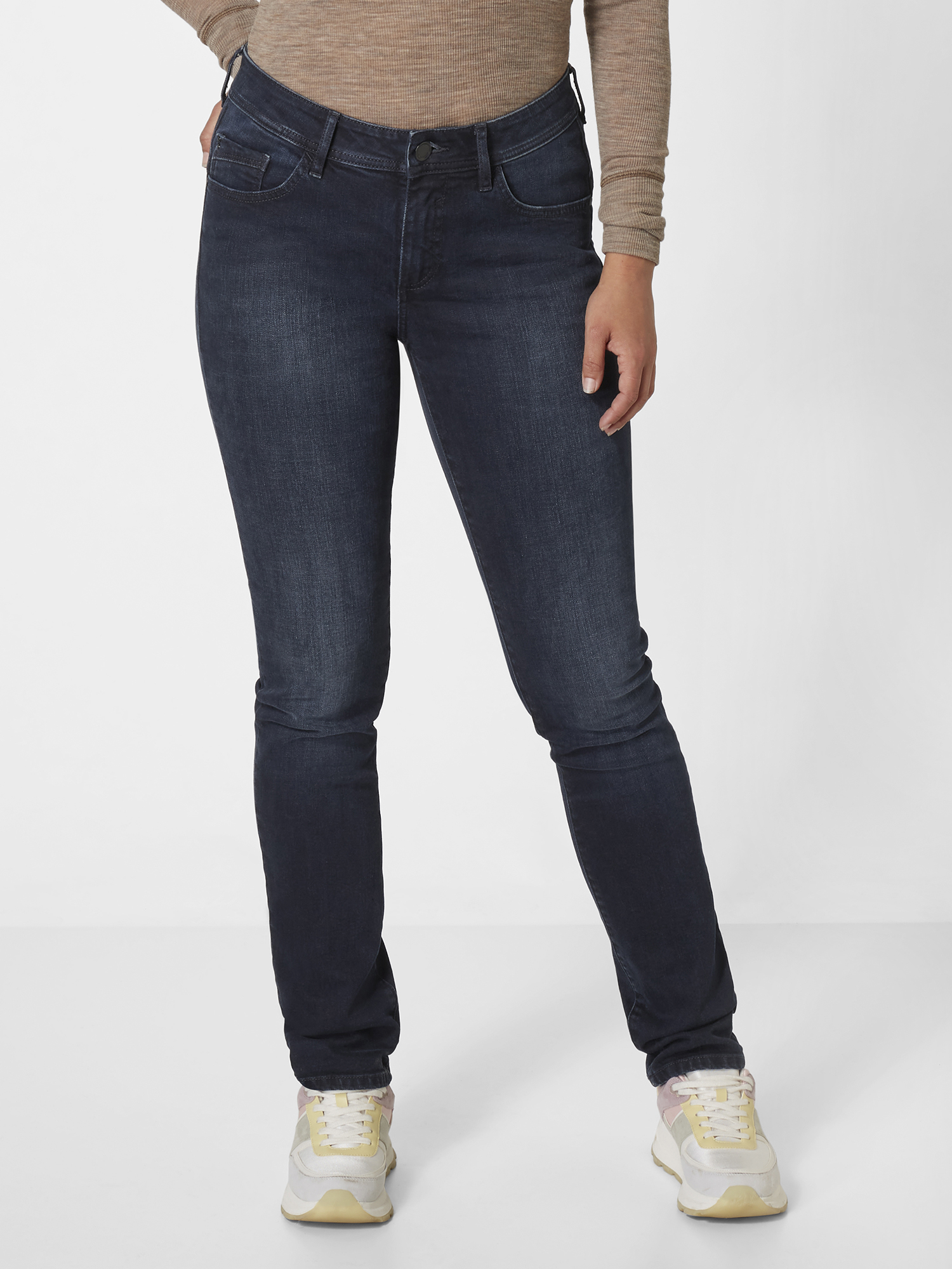 605397275000-5744_9_slim-fit-jeans-paddocks-damen-lia.jpg