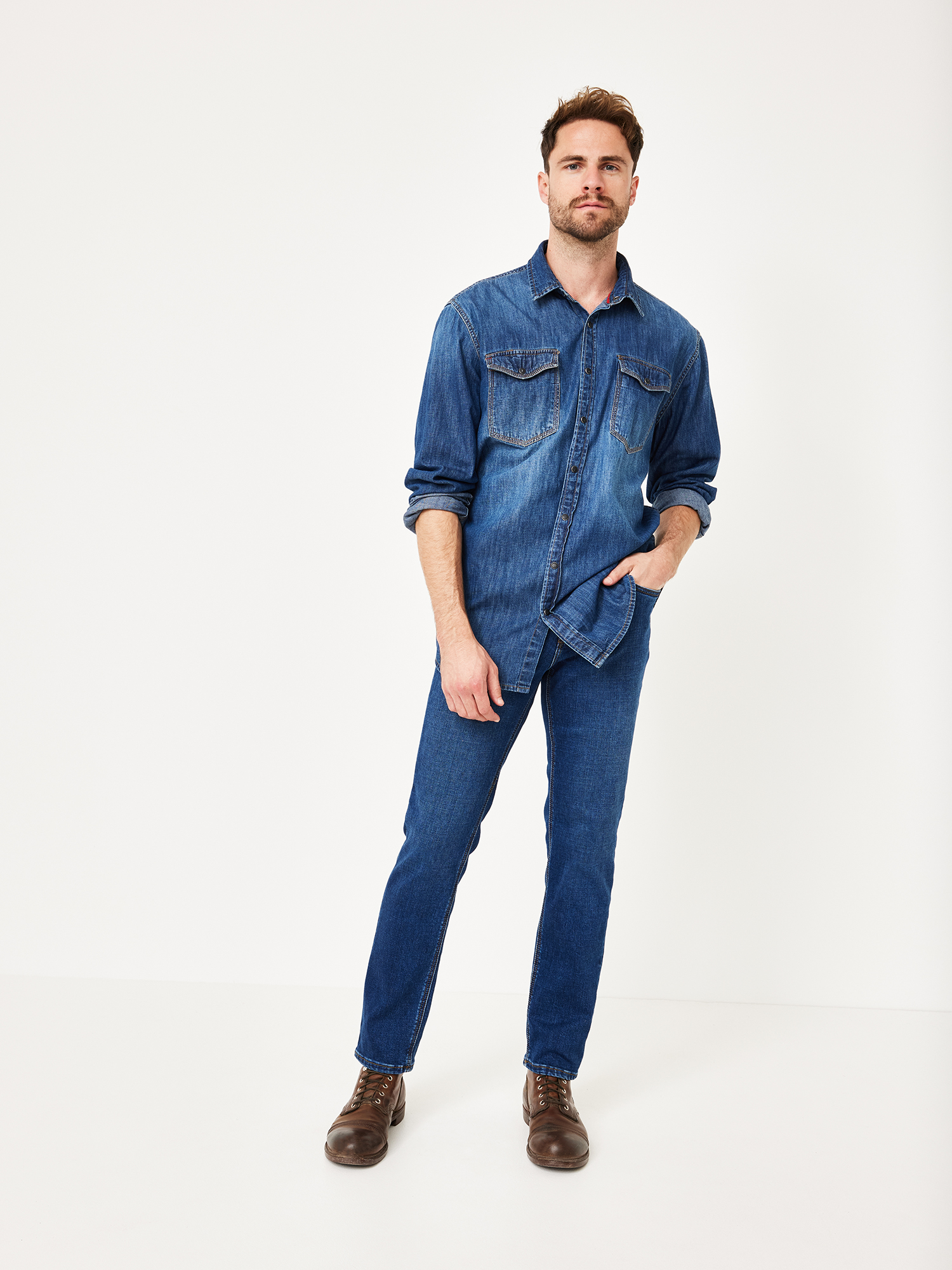 802277626000-5922_03_herren-slimfit-jeans-paddocks-pipe-saddlestitch_ay.jpg