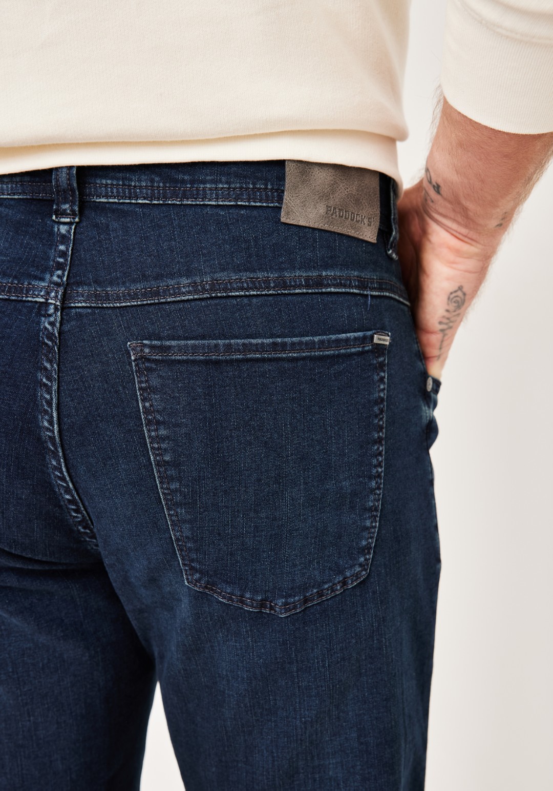 802554109000-4701_4_paddocks-3-4-jeans-stretch-chuck.jpg