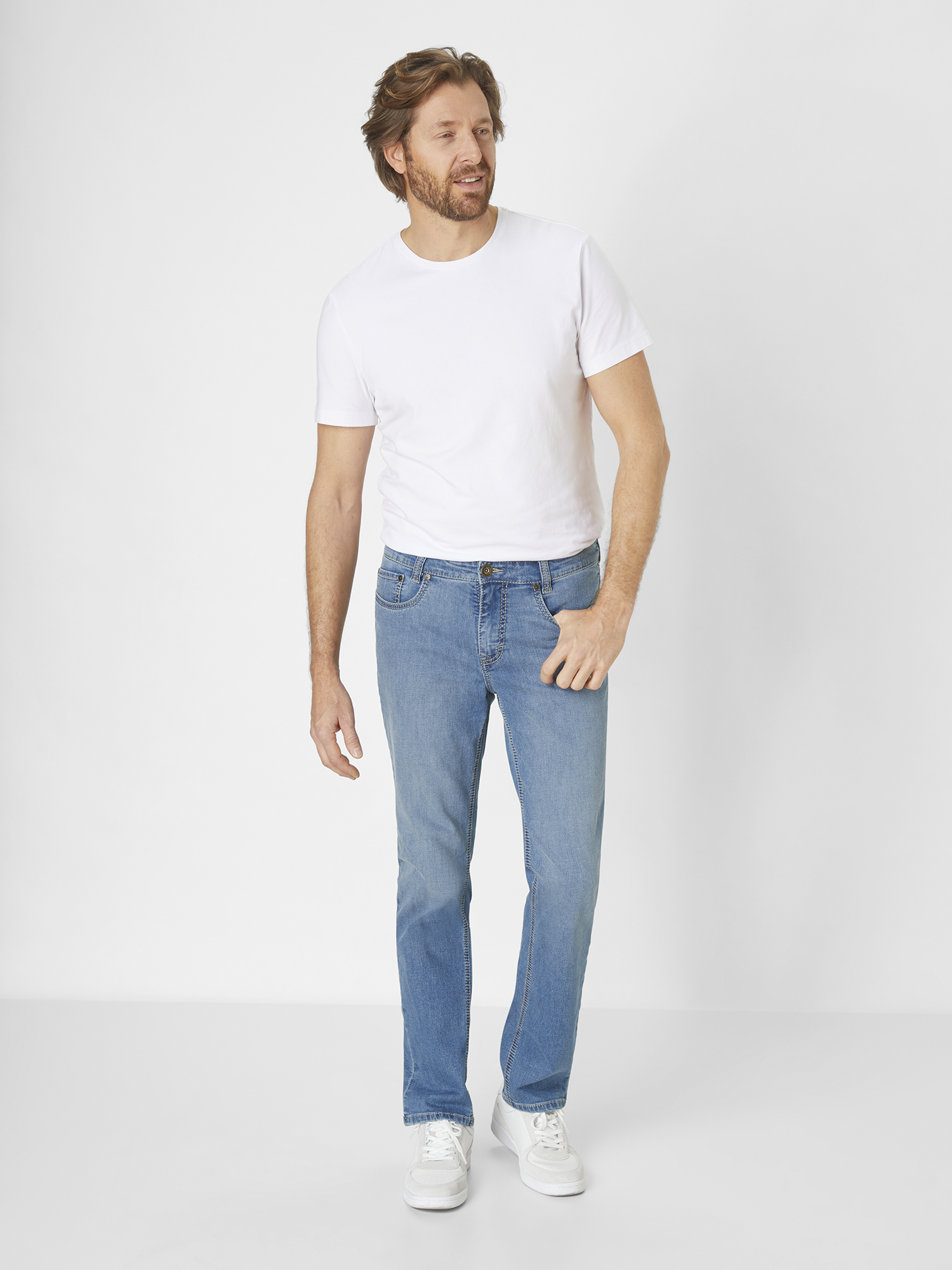 802276734000-5812_8_herren-slim-leg-jeans-saddle-stitch-pipe-paddocks.jpg