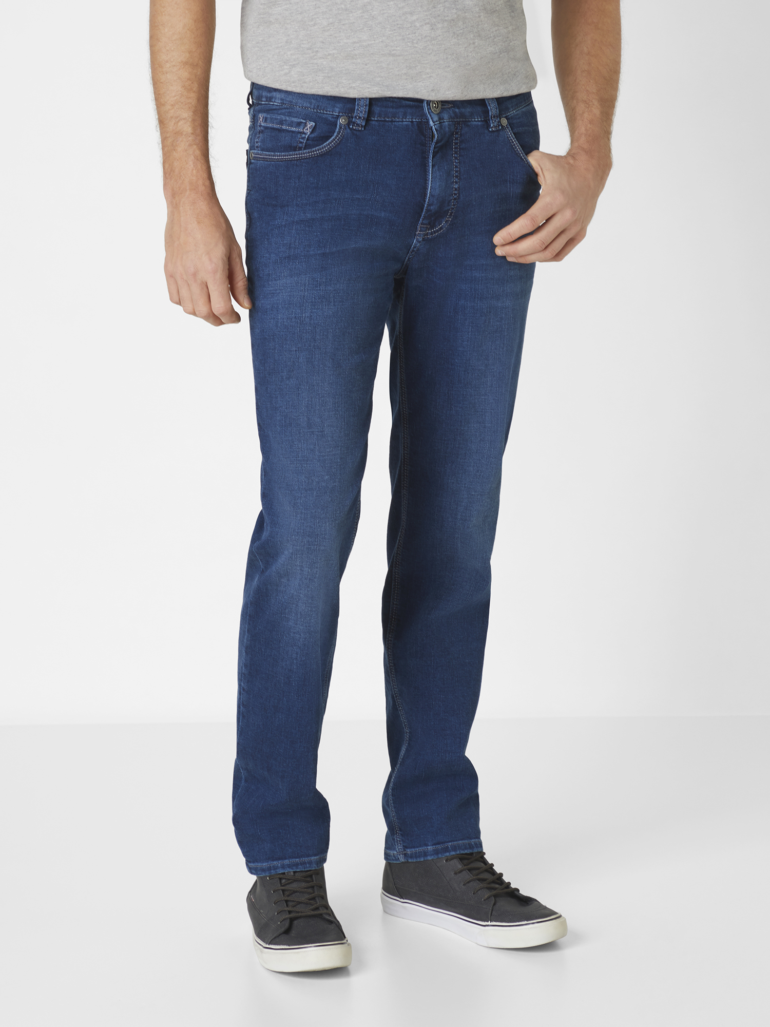 801517058000-0853_9_herren-slim-fit-colored-denim-jeans-pipe-paddocks.jpg 801517058000-0853_9_herren-slim-fit-colored-denim-jeans-pipe-paddocks.jpg