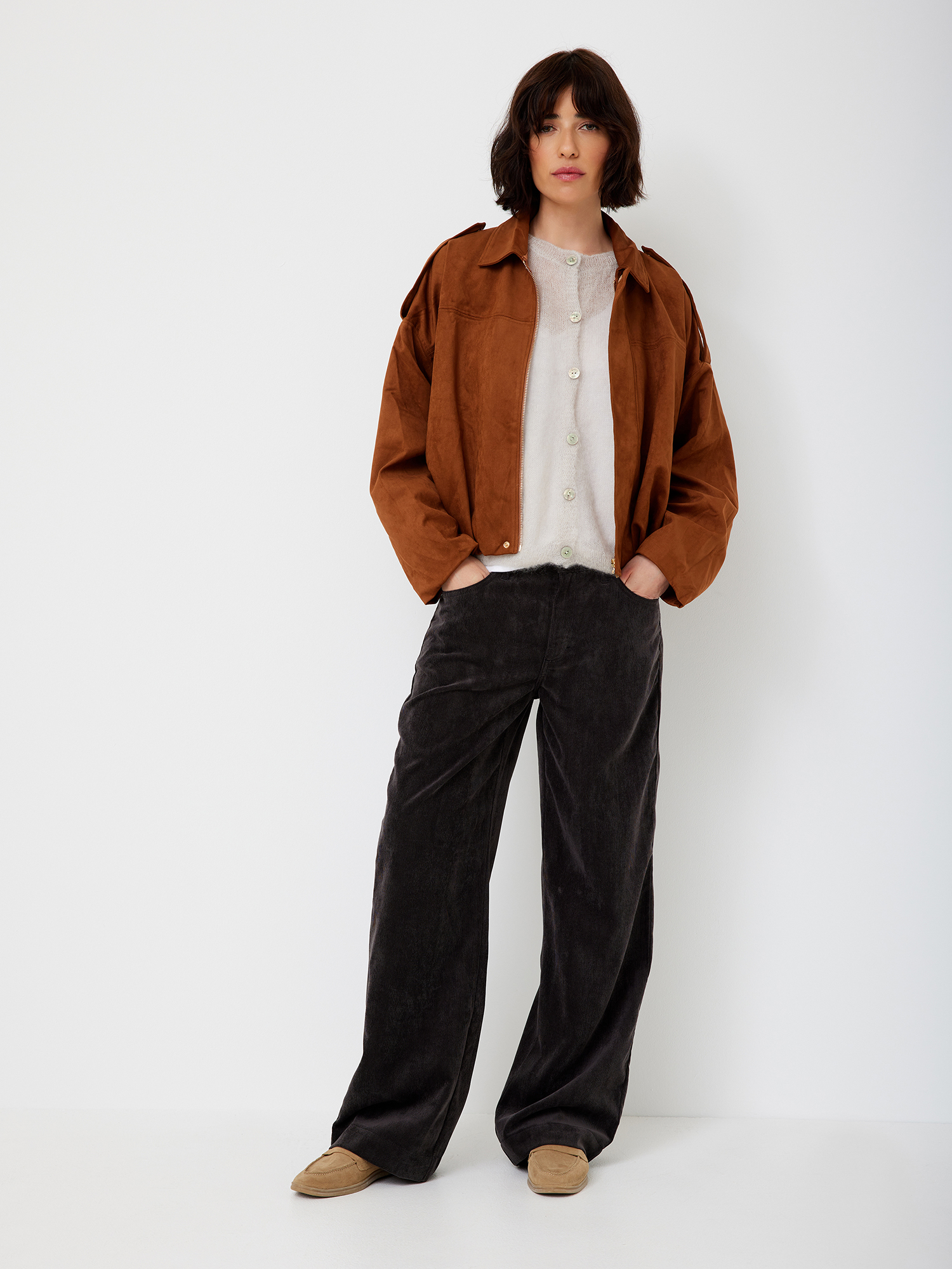 606098030000-3500_02_paddocks-cord-hose-marlene_ay.jpg