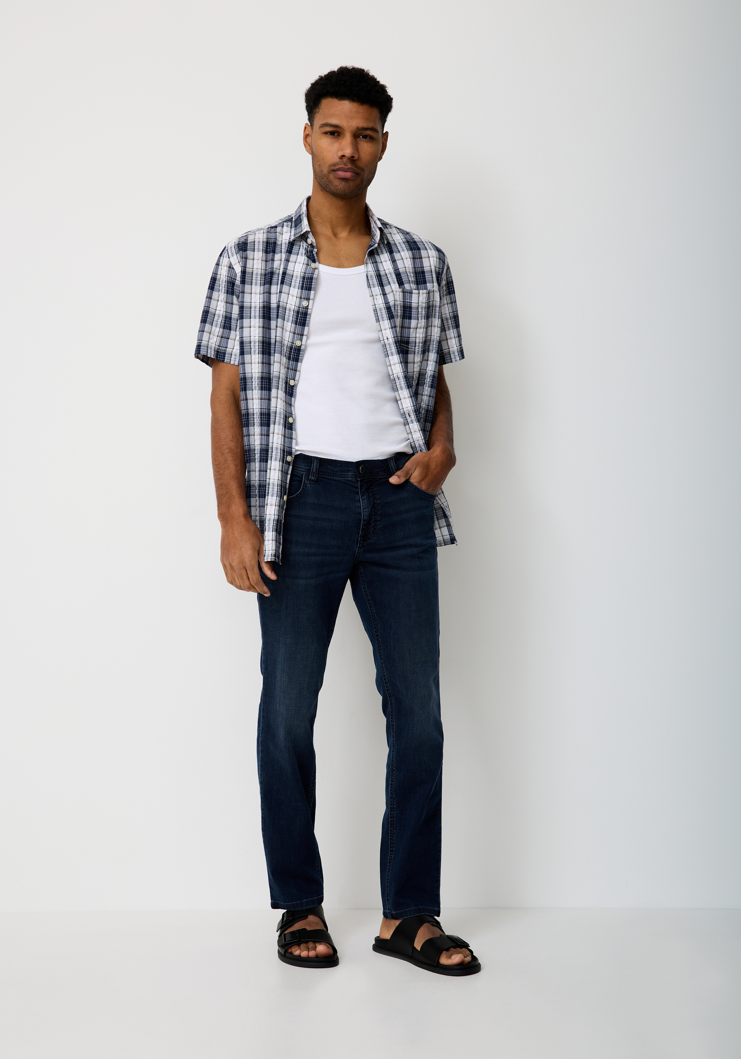 802997869000-0880_03_herren-jeans-paddocks-pipe.jpg