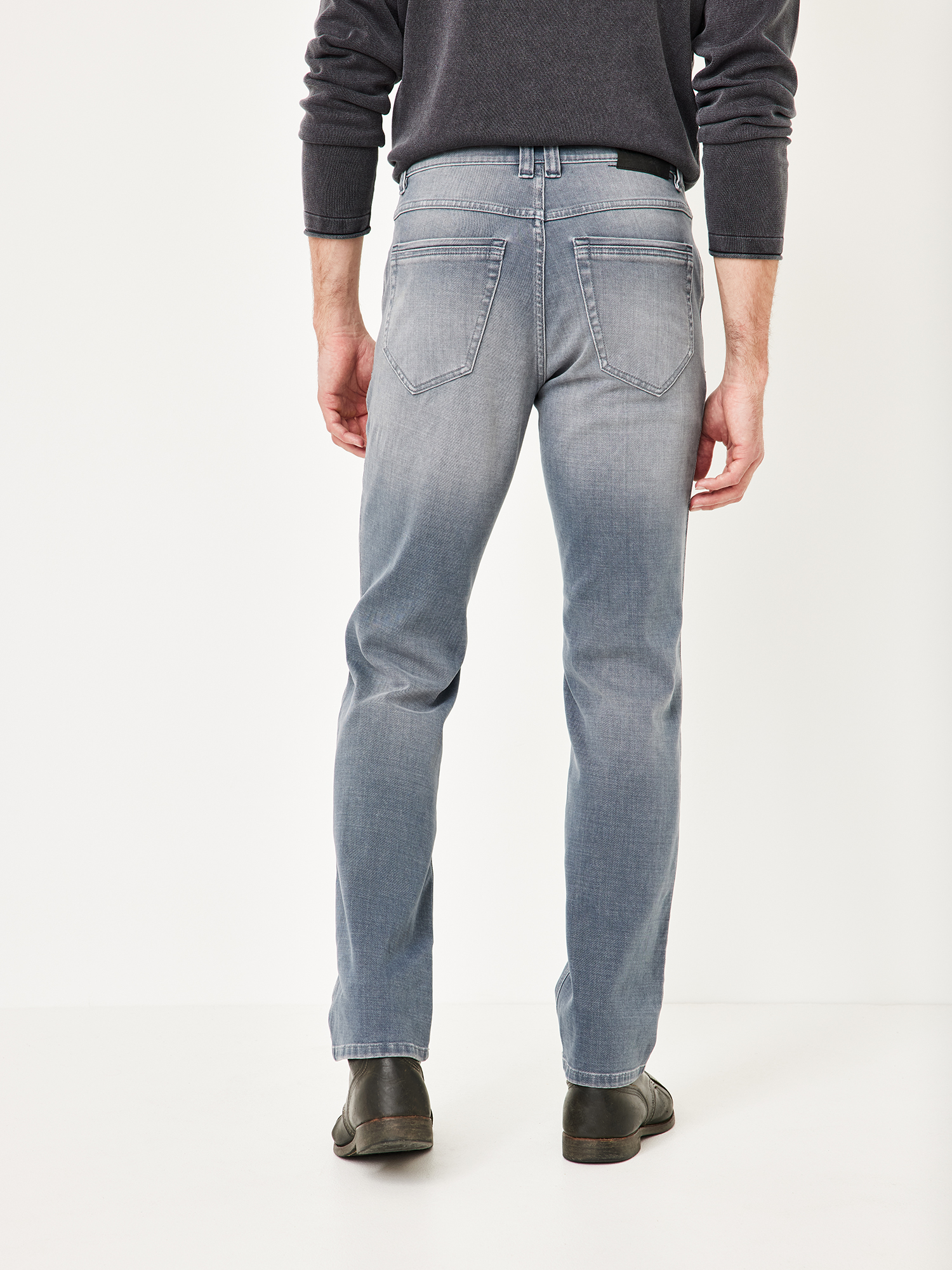 802637566000-4276_02_graue-herren-jeans-slim-paddocks-pipe_ay.jpg