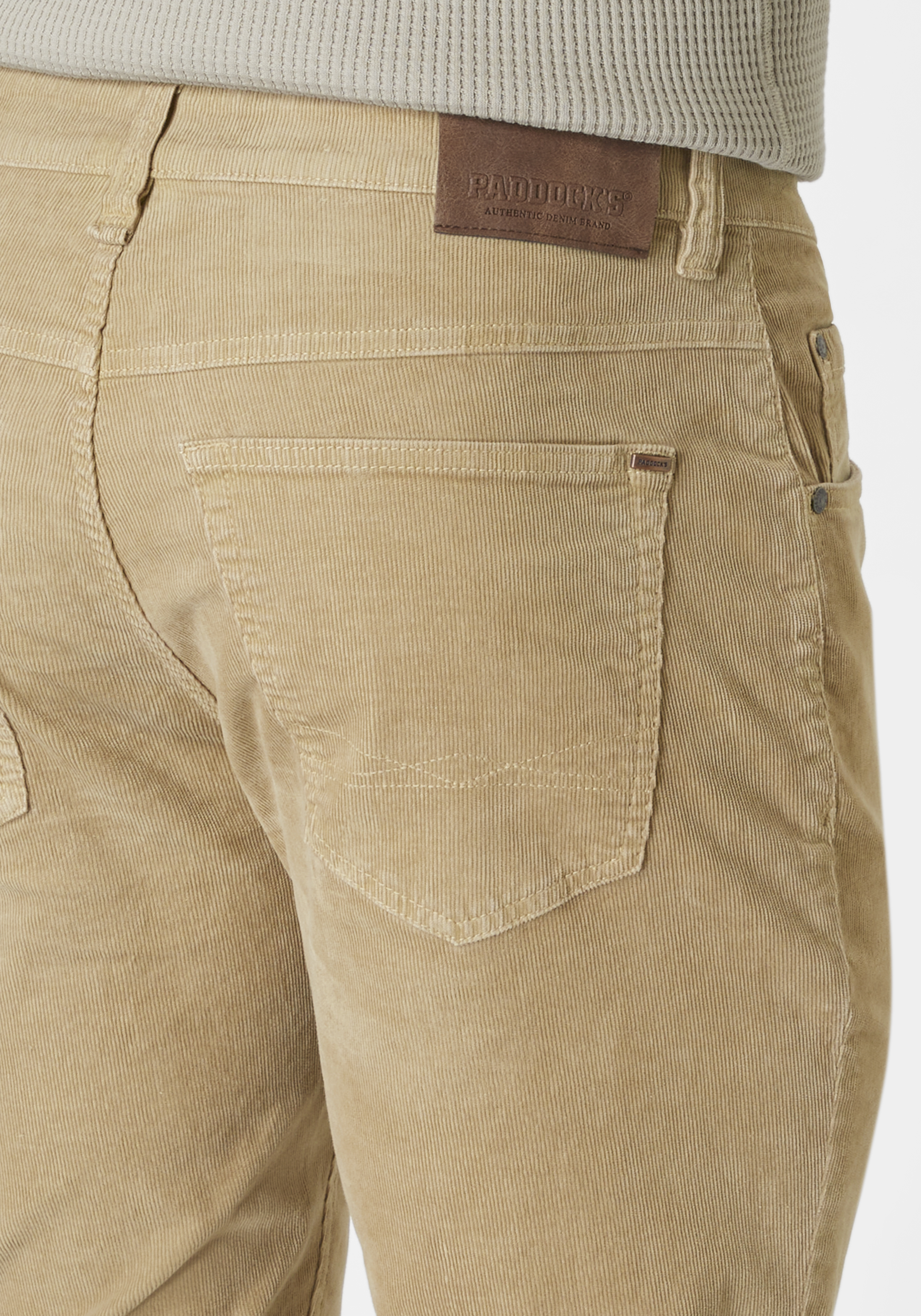 802106947000-0211_4_herren-cordhose-regular-straight-ben-paddocks.jpg