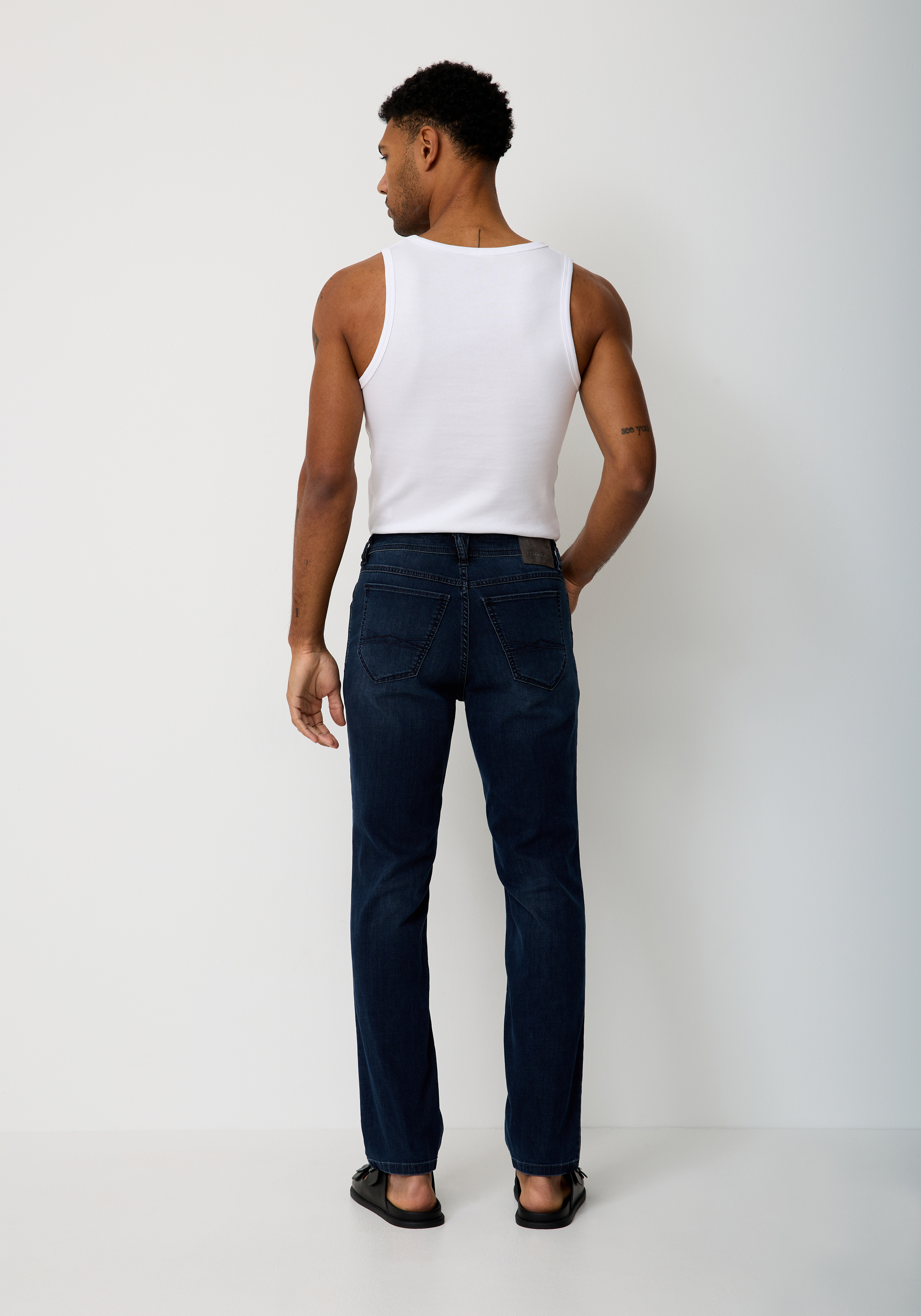 802997869000-0880_05_herren-jeans-paddocks-pipe.jpg