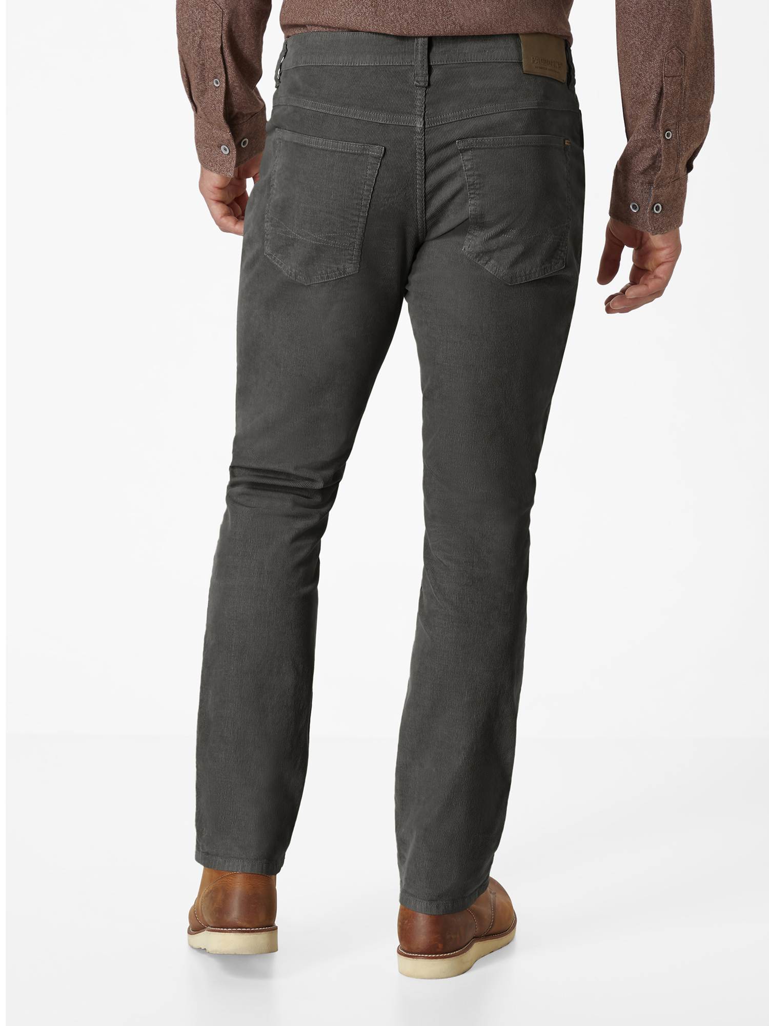 802106947000-1009_10_herren-cordhose-regular-straight-ben-paddocks.jpg