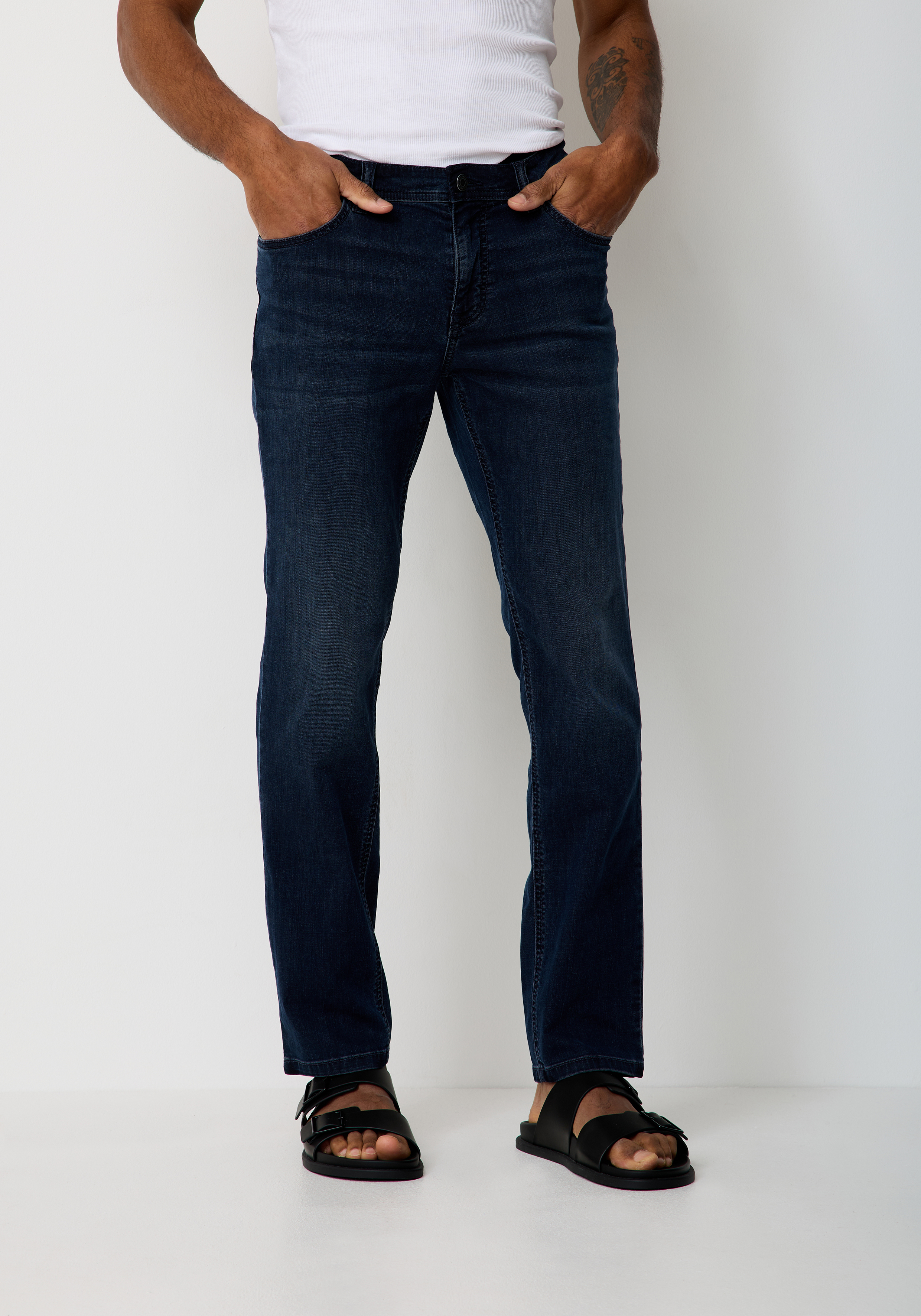 802997869000-0880_01_herren-jeans-paddocks-pipe.jpg