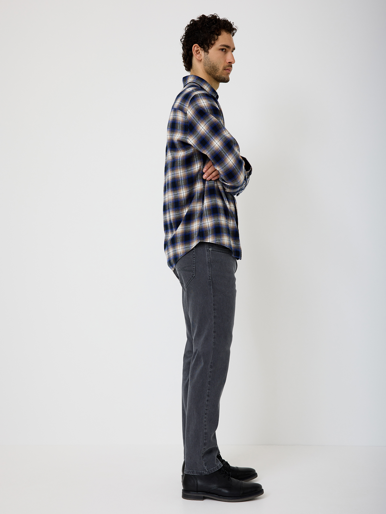 803237936000-1100_03_paddocks-pipe-stretch-jeans_ay.jpg