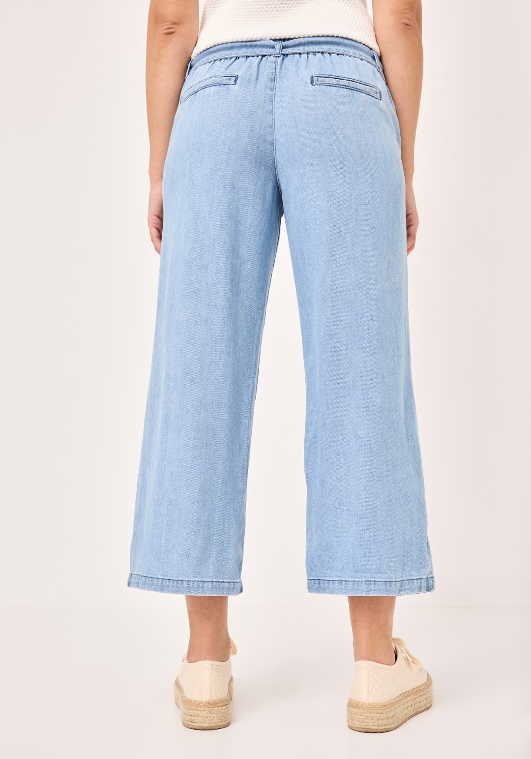 605407460000-4801_2_damen-high-rise-jeans-culotte-paddocks.jpg 605407460000-4801_2_damen-high-rise-jeans-culotte-paddocks.jpg