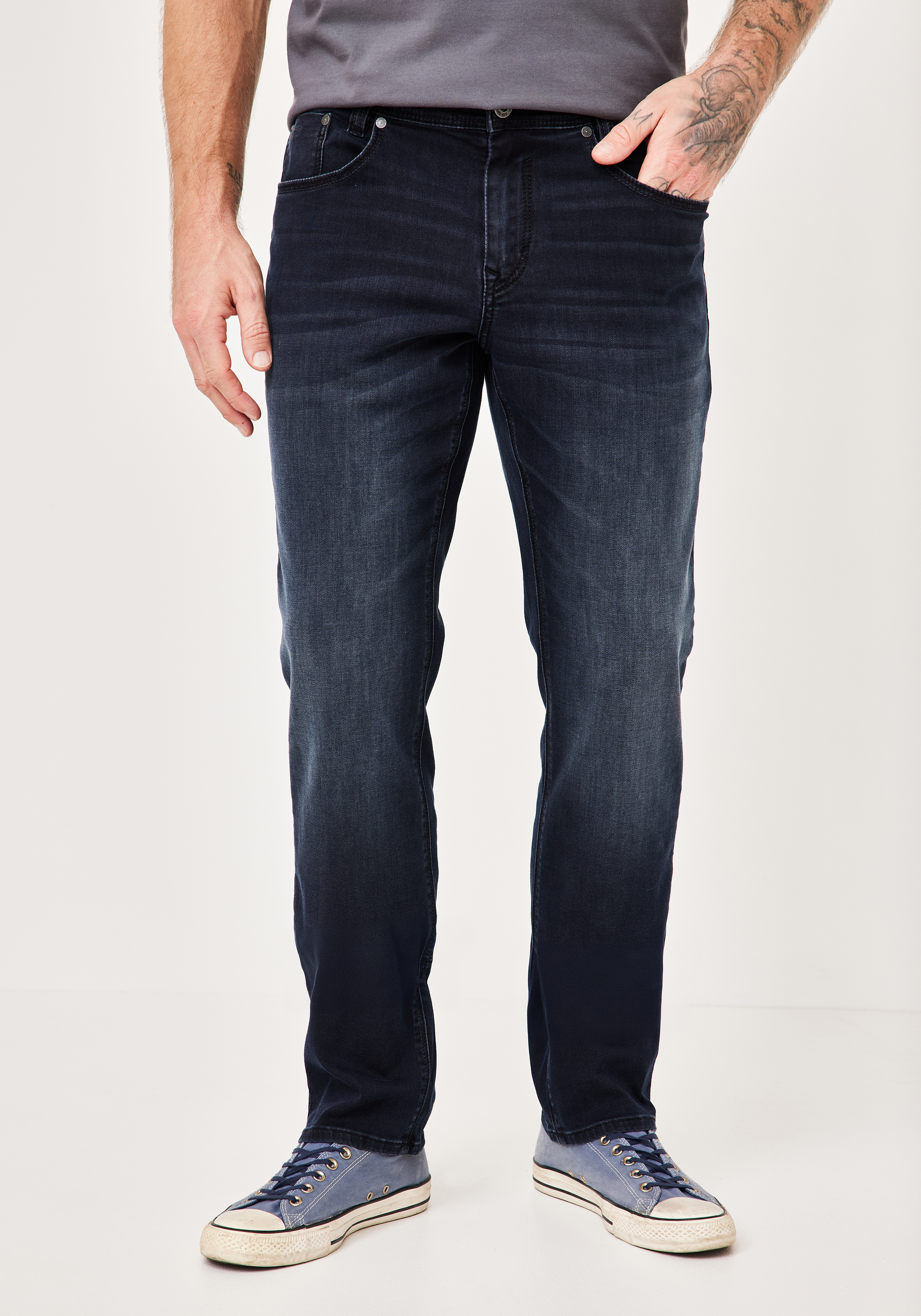 802497421000-5744_1_regular-herren-jogg-denim-jeans-ben-paddocks.jpg