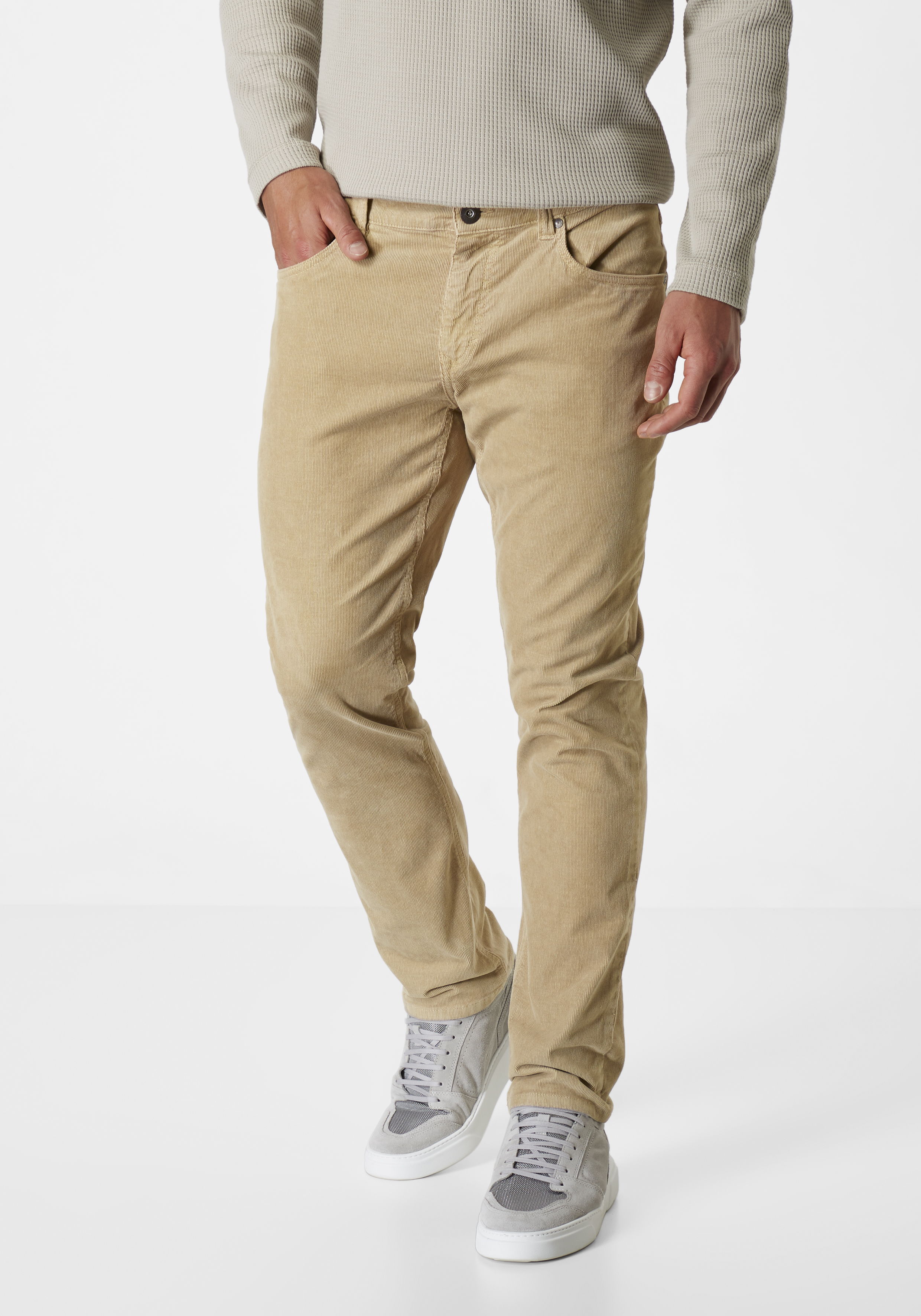 802106947000-0211_9_herren-cordhose-regular-straight-ben-paddocks.jpg