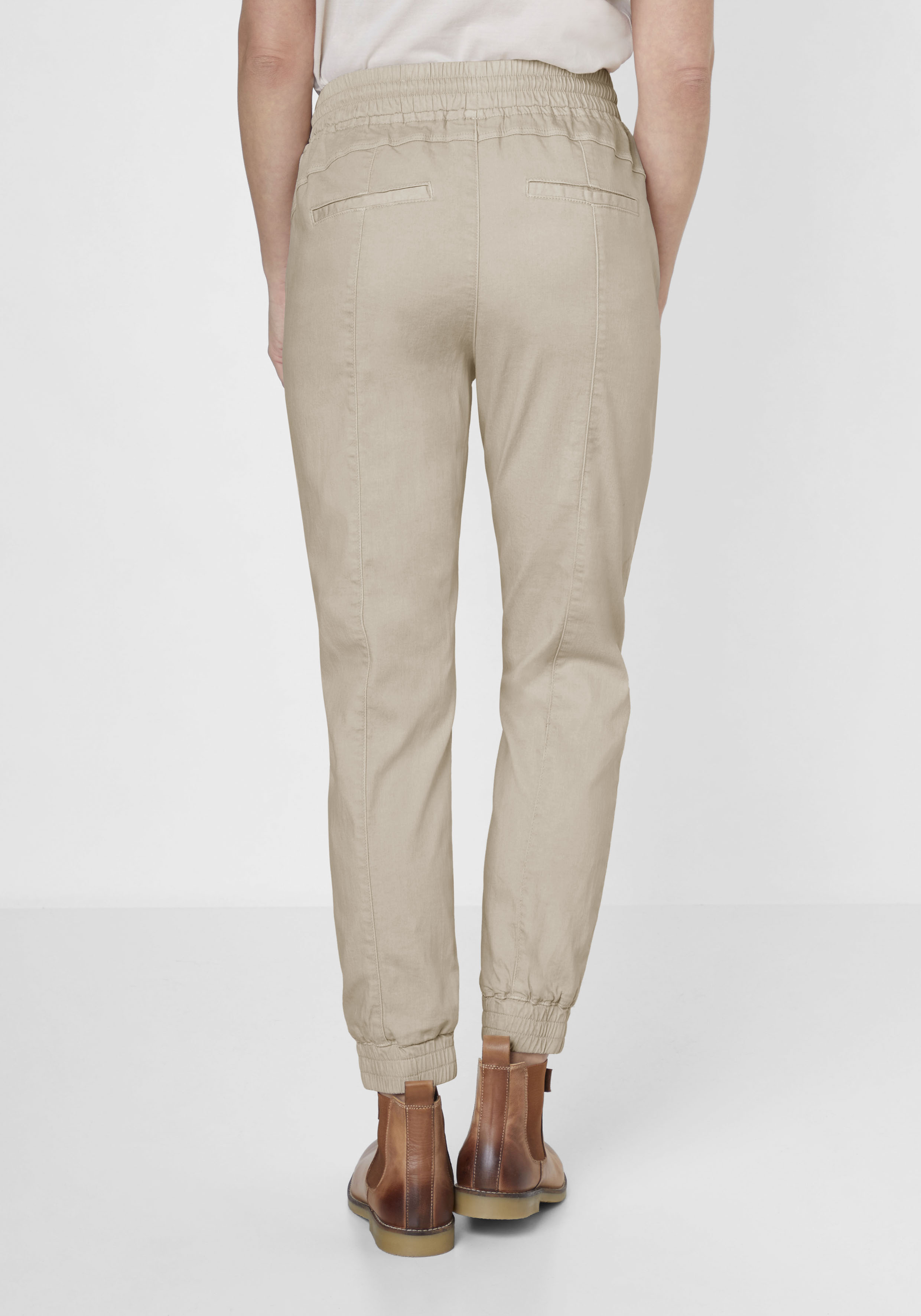 605437139000-1105_drawstring-hose-tapered-fit-stoffhose-paddocks_10.jpg 605437139000-1105_drawstring-hose-tapered-fit-stoffhose-paddocks_10.jpg