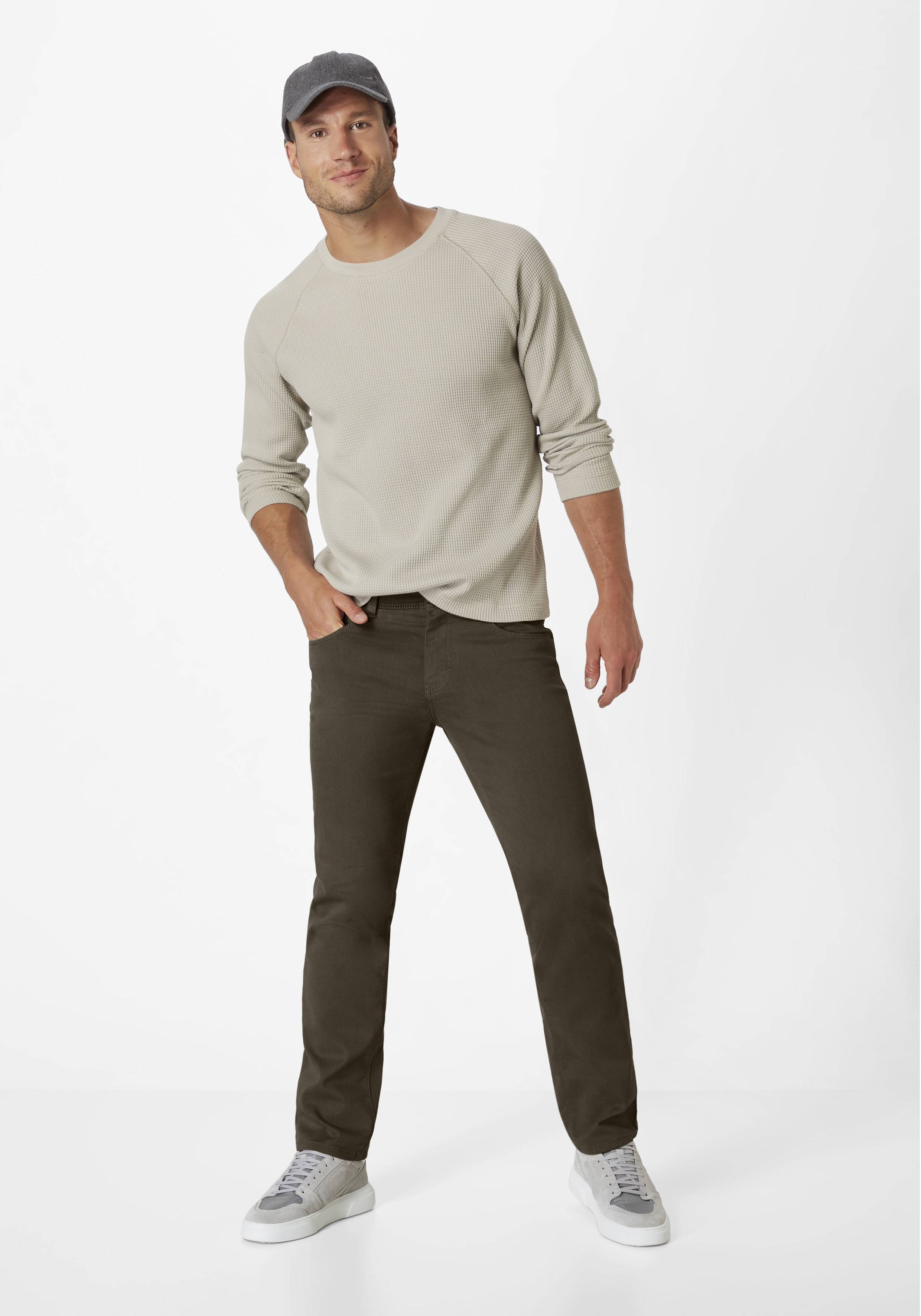 802467284000-0500_8_herren-slim-fit-stoffhose-pipe-paddocks.jpg 802467284000-0500_8_herren-slim-fit-stoffhose-pipe-paddocks.jpg