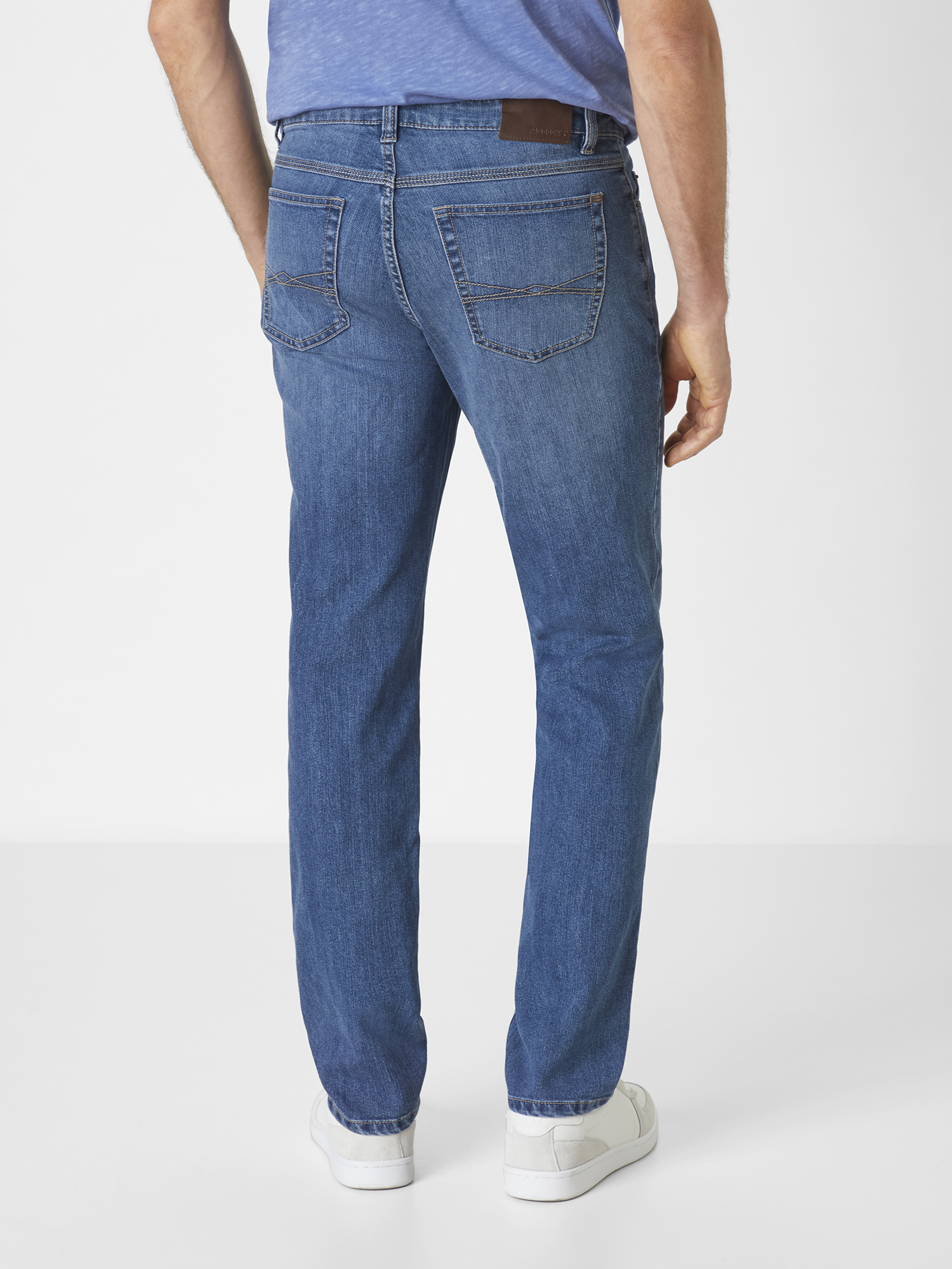 802045855000-0834_10_herren-slim-fit-jeans-mit-stretch-paddocks-pipe.jpg