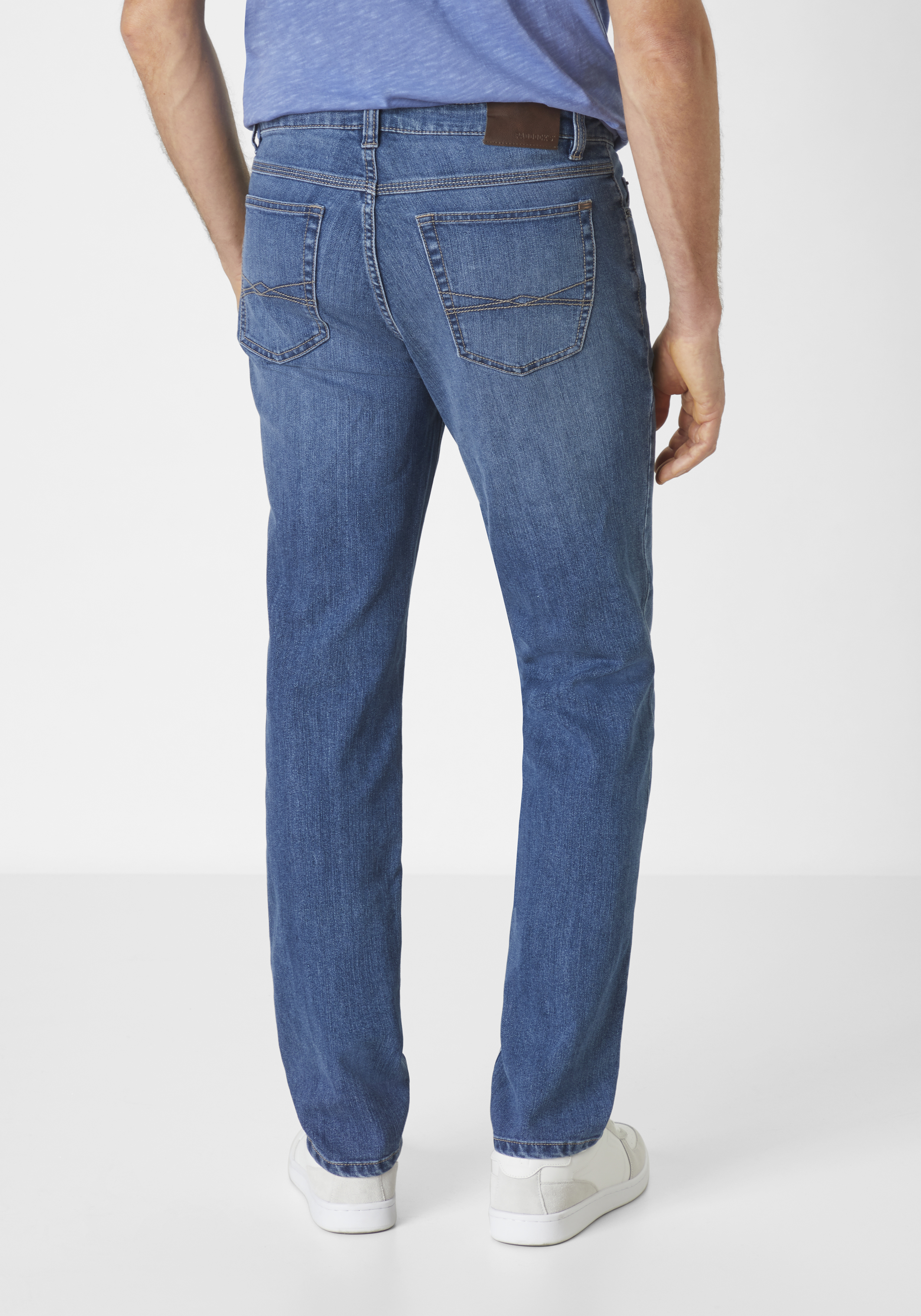 802045855000-0834_10_herren-slim-fit-jeans-mit-stretch-paddocks-pipe.jpg