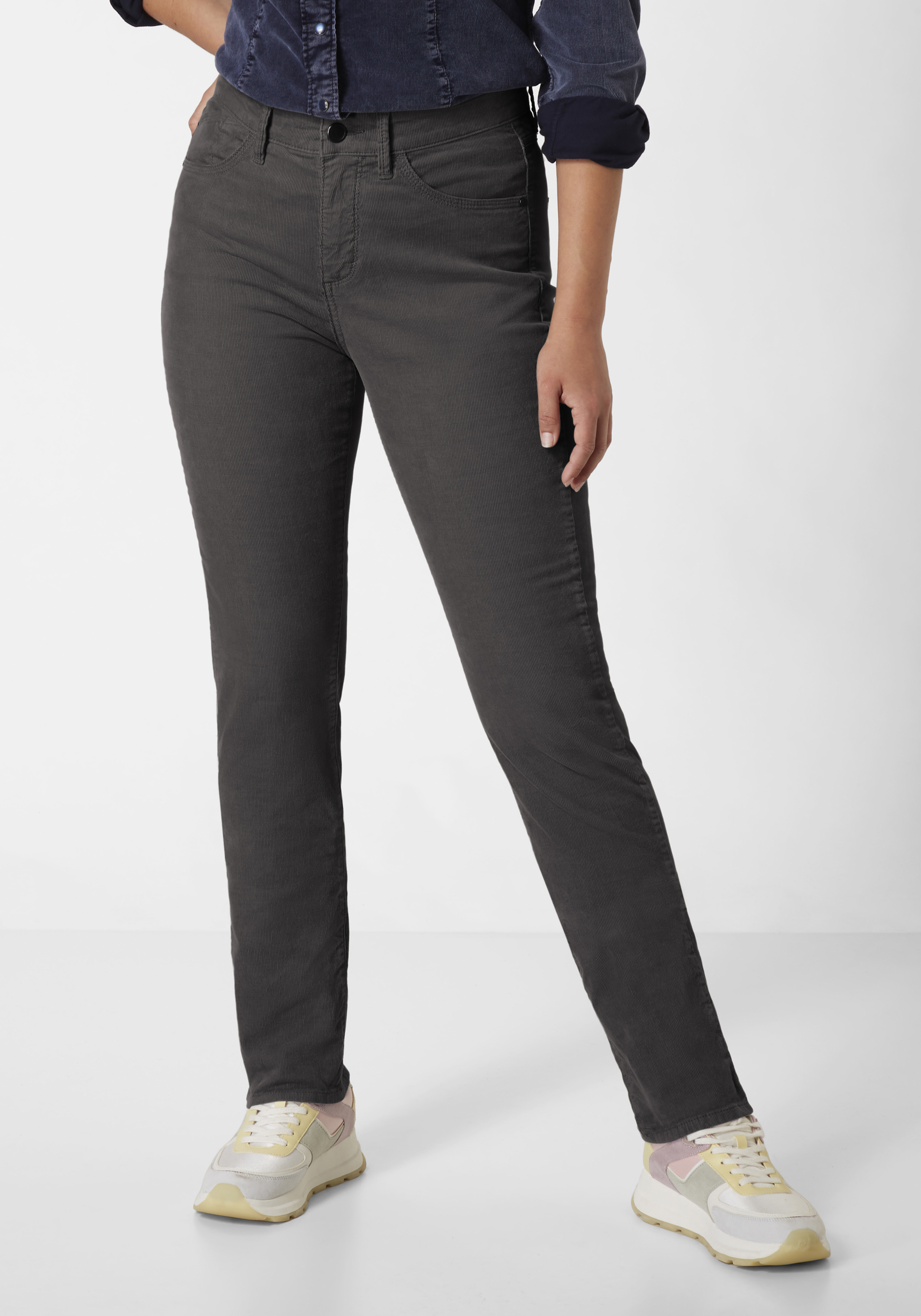 605174992000-1100_9_cordhose-stretch-damen-pat-paddocks.jpg 605174992000-1100_9_cordhose-stretch-damen-pat-paddocks.jpg