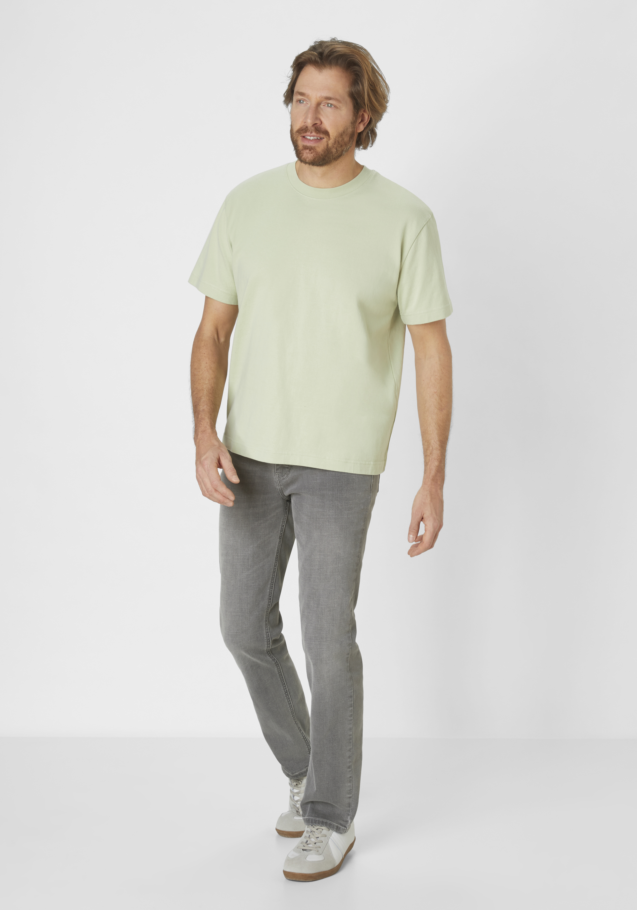 802046228000-4207_8_herren-jeans-motion-comfort-pipe-paddocks.jpg