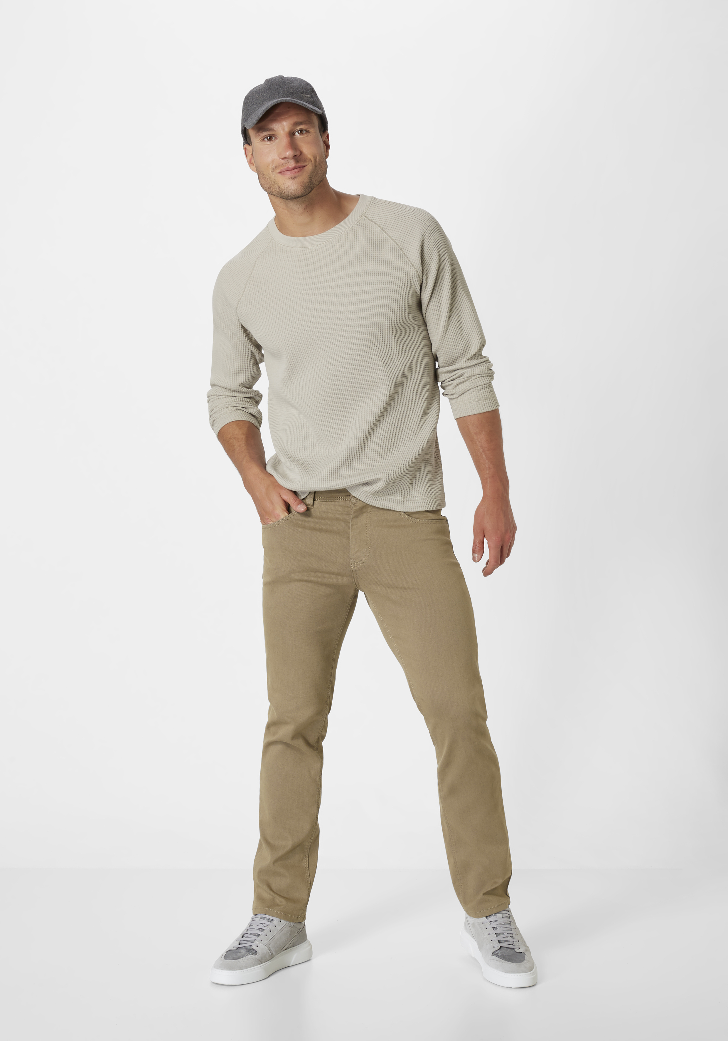 802467284000-0200_8_herren-slim-fit-stoffhose-pipe-paddocks.jpg 802467284000-0200_8_herren-slim-fit-stoffhose-pipe-paddocks.jpg