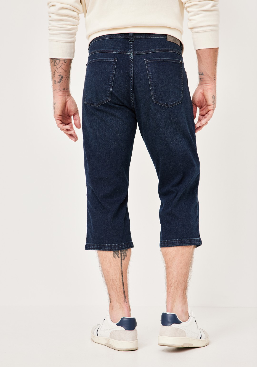 802554109000-4701_2_paddocks-3-4-jeans-stretch-chuck.jpg