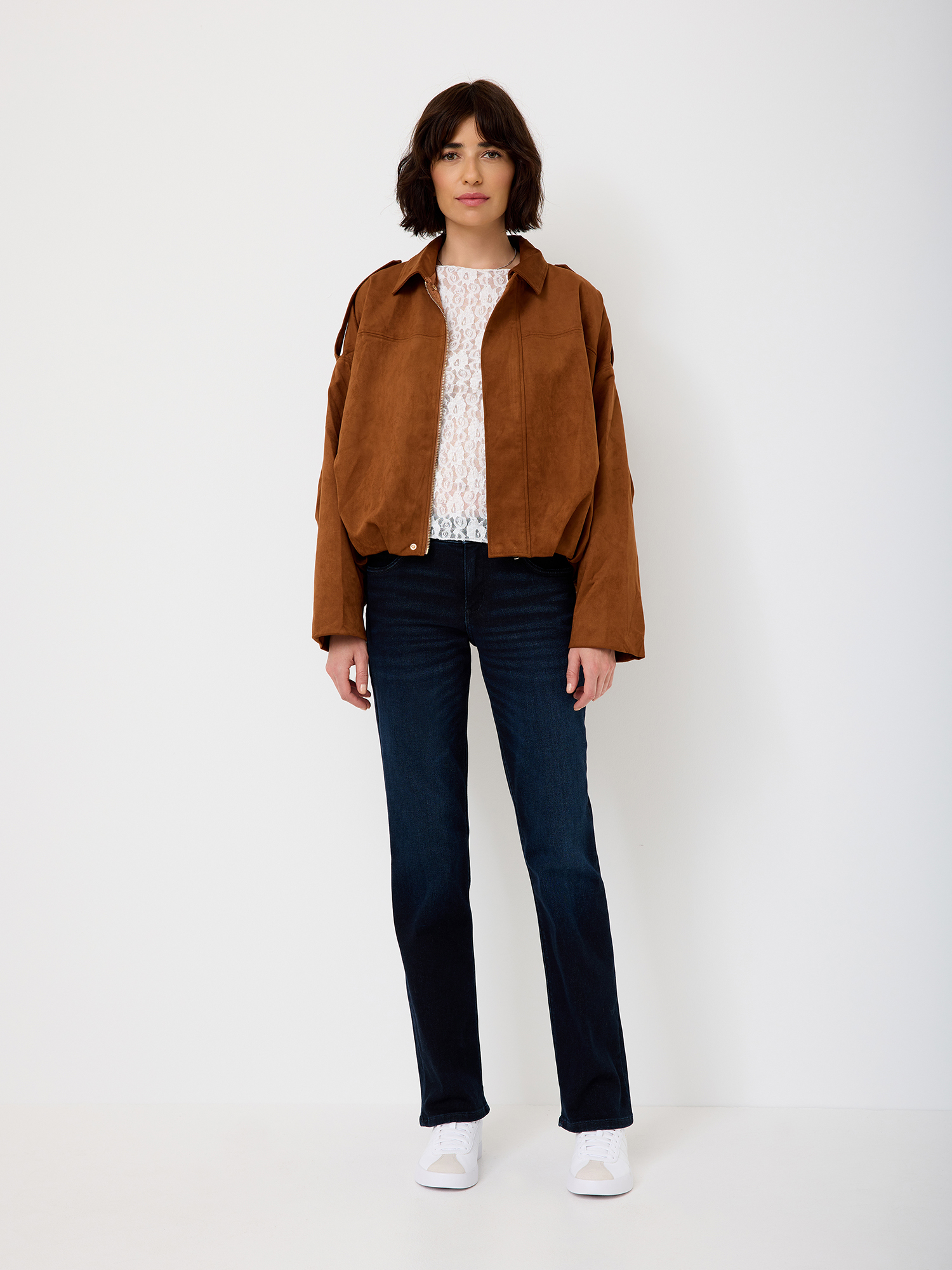 606027990000-5744_02_paddocks-traveller-pant-jeans-lara_ay.jpg