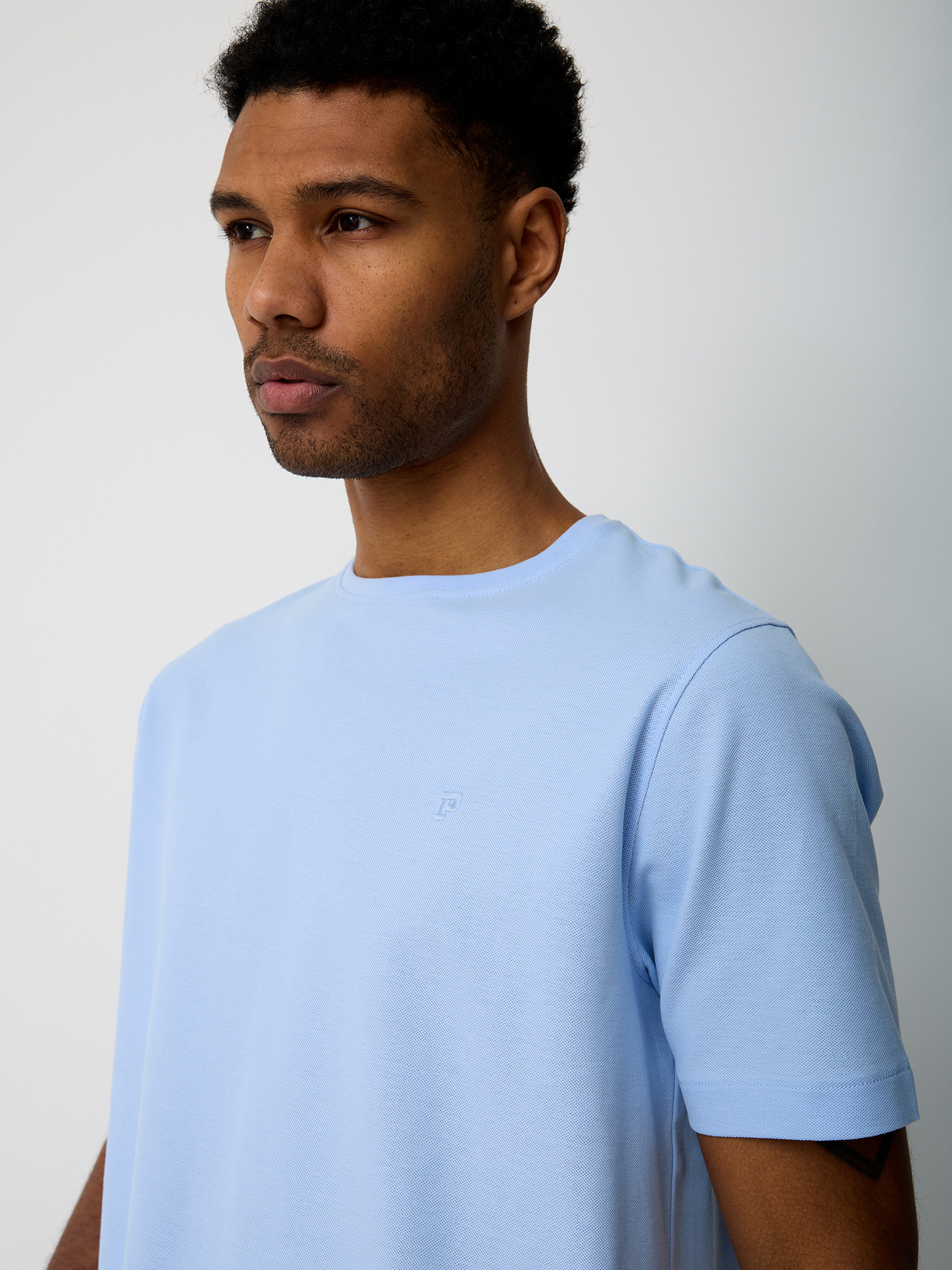 380317889000-0625_04_herren-kurzarm-rundhals-shirt-paddocks_ay.jpg
