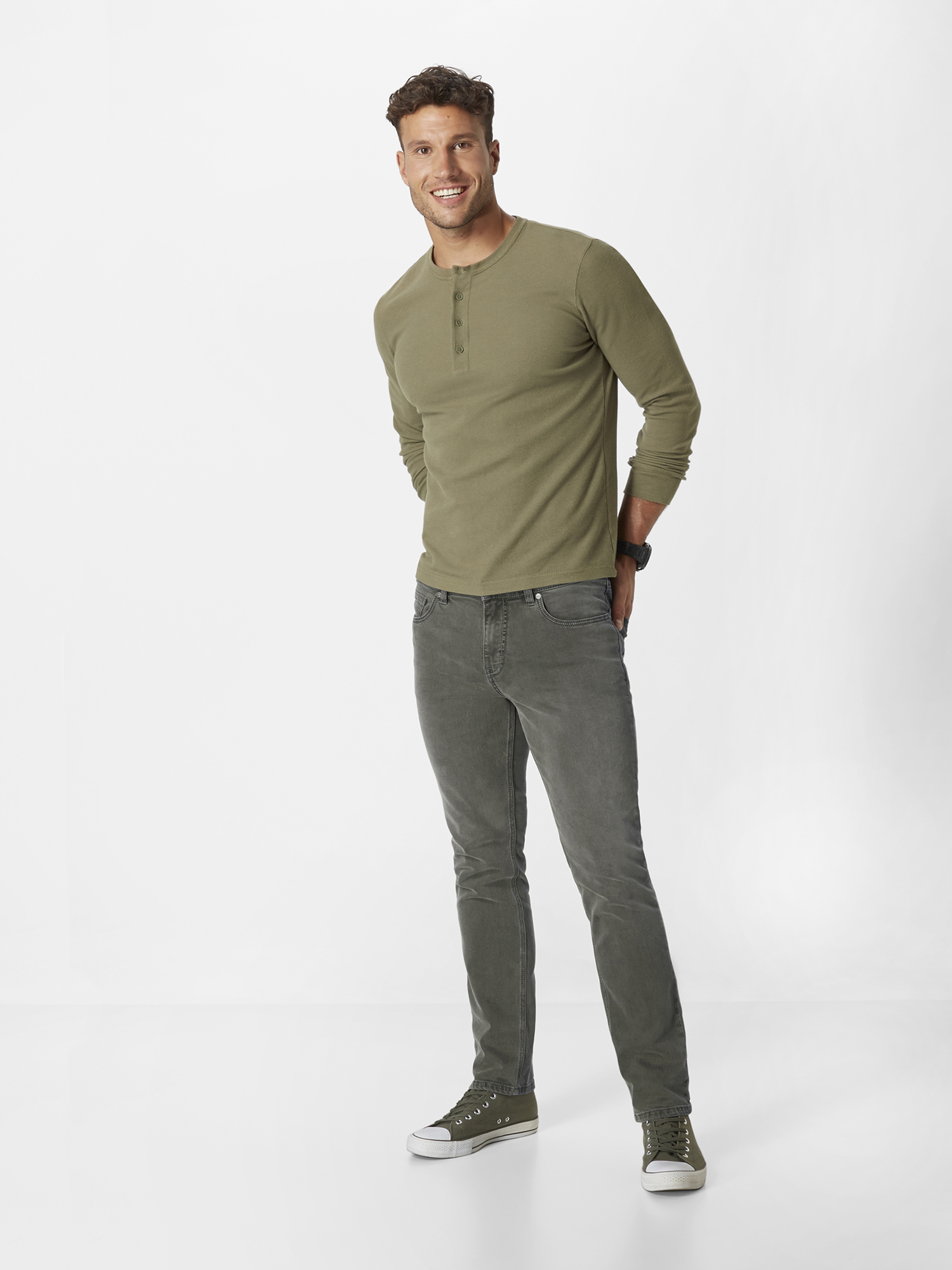 801516913000-4272_8_herren-overdyed-denim-jeans-slim-fit-pipe-paddocks.jpg