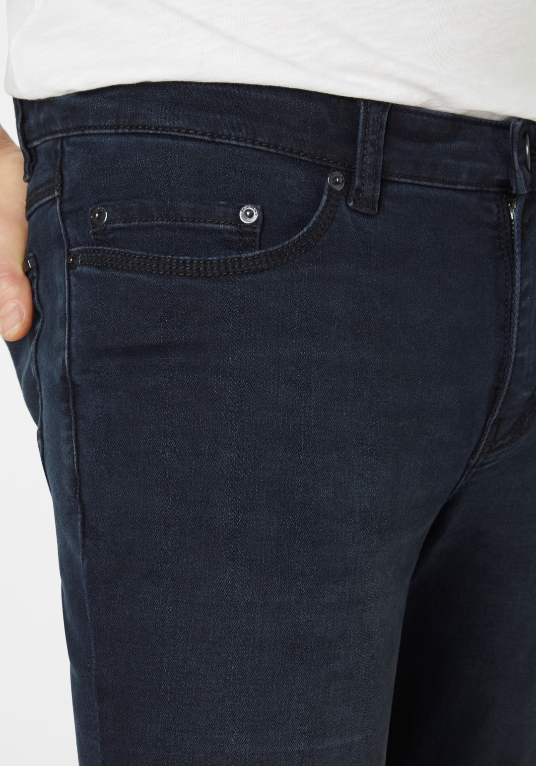 802046110000-5744_3_herren-jeans-50-jahre-paddocks-pipe.jpg 802046110000-5744_3_herren-jeans-50-jahre-paddocks-pipe.jpg