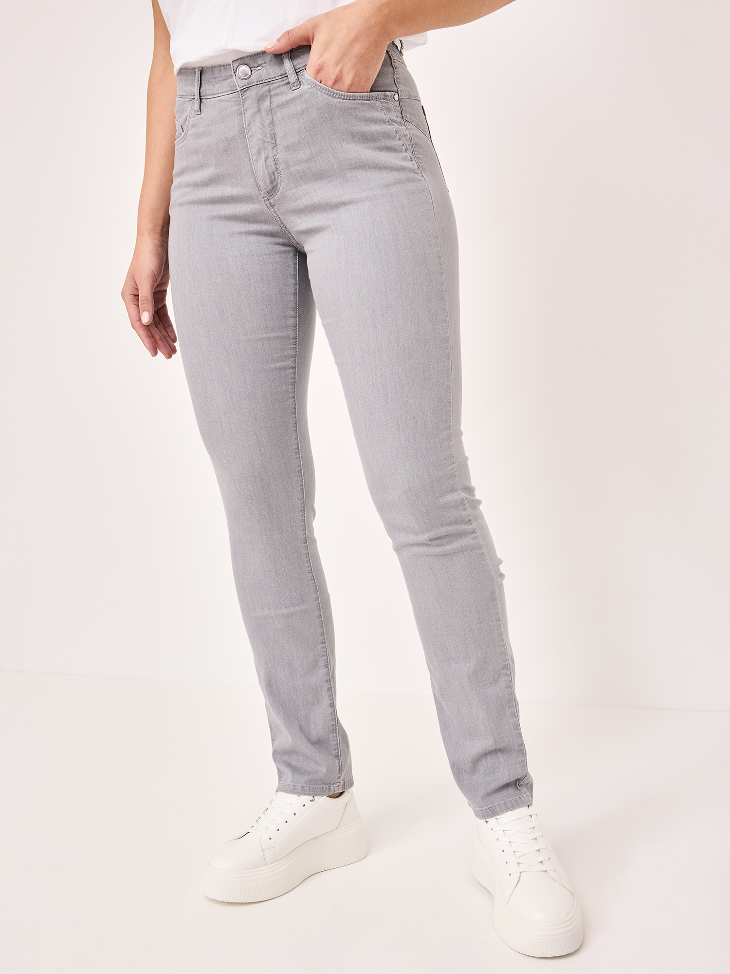 605326746000-5254_1_damen-5-pocket-jeans-paddocks-pat.jpg