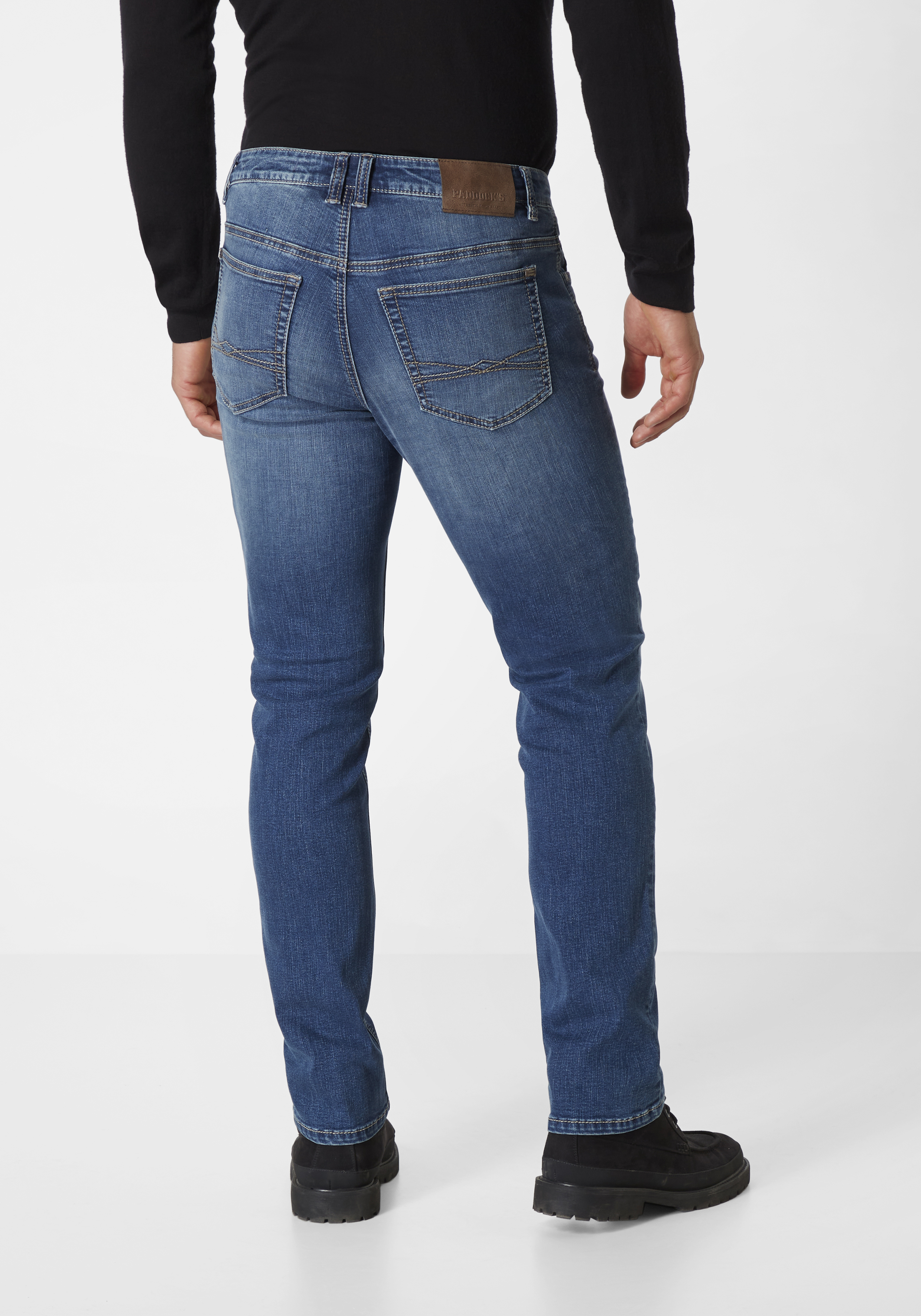 802277276000-5906_10_herren-stretch-jeans-saddle-stitch-pipe-paddocks.jpg 802277276000-5906_10_herren-stretch-jeans-saddle-stitch-pipe-paddocks.jpg