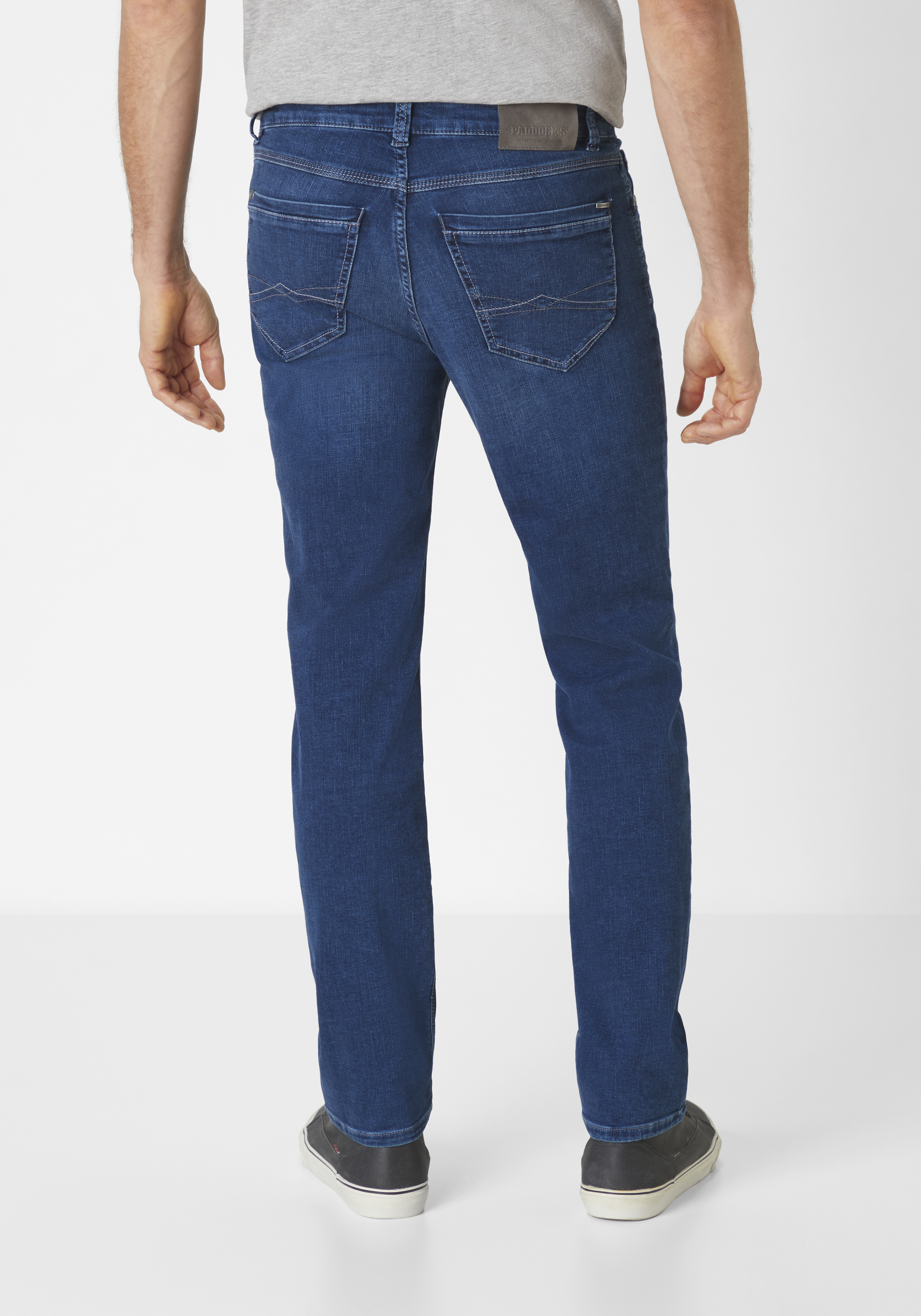 801517058000-0853_10_herren-slim-fit-colored-denim-jeans-pipe-paddocks.jpg 801517058000-0853_10_herren-slim-fit-colored-denim-jeans-pipe-paddocks.jpg