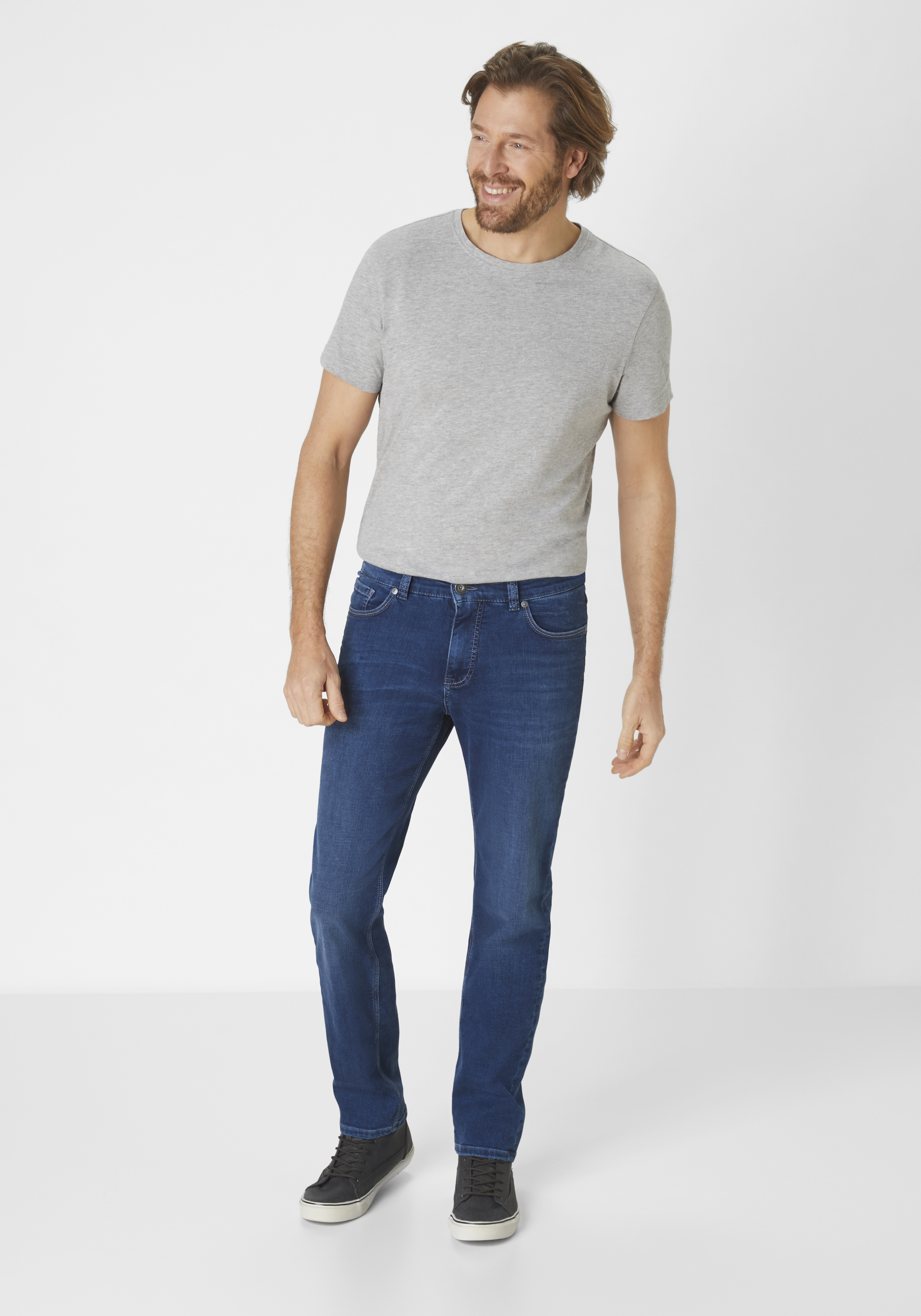 801517058000-0853_8_herren-slim-fit-colored-denim-jeans-pipe-paddocks.jpg 801517058000-0853_8_herren-slim-fit-colored-denim-jeans-pipe-paddocks.jpg
