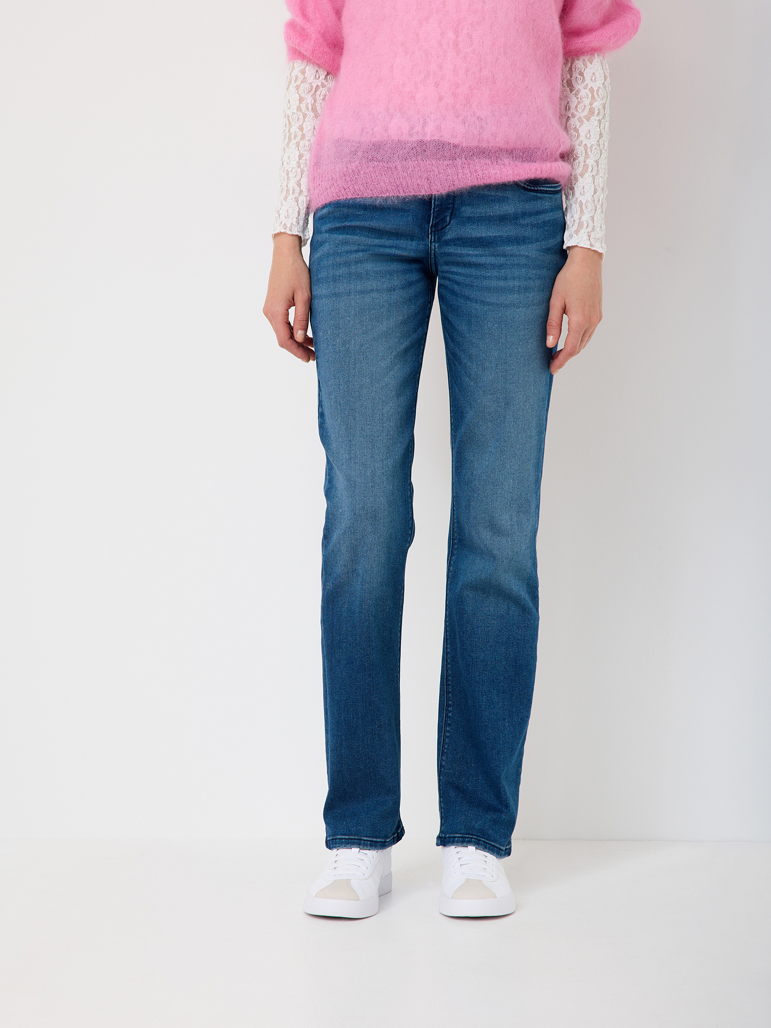 606027990000-4637_01_paddocks-traveller-pant-jeans-lara_ay.jpg