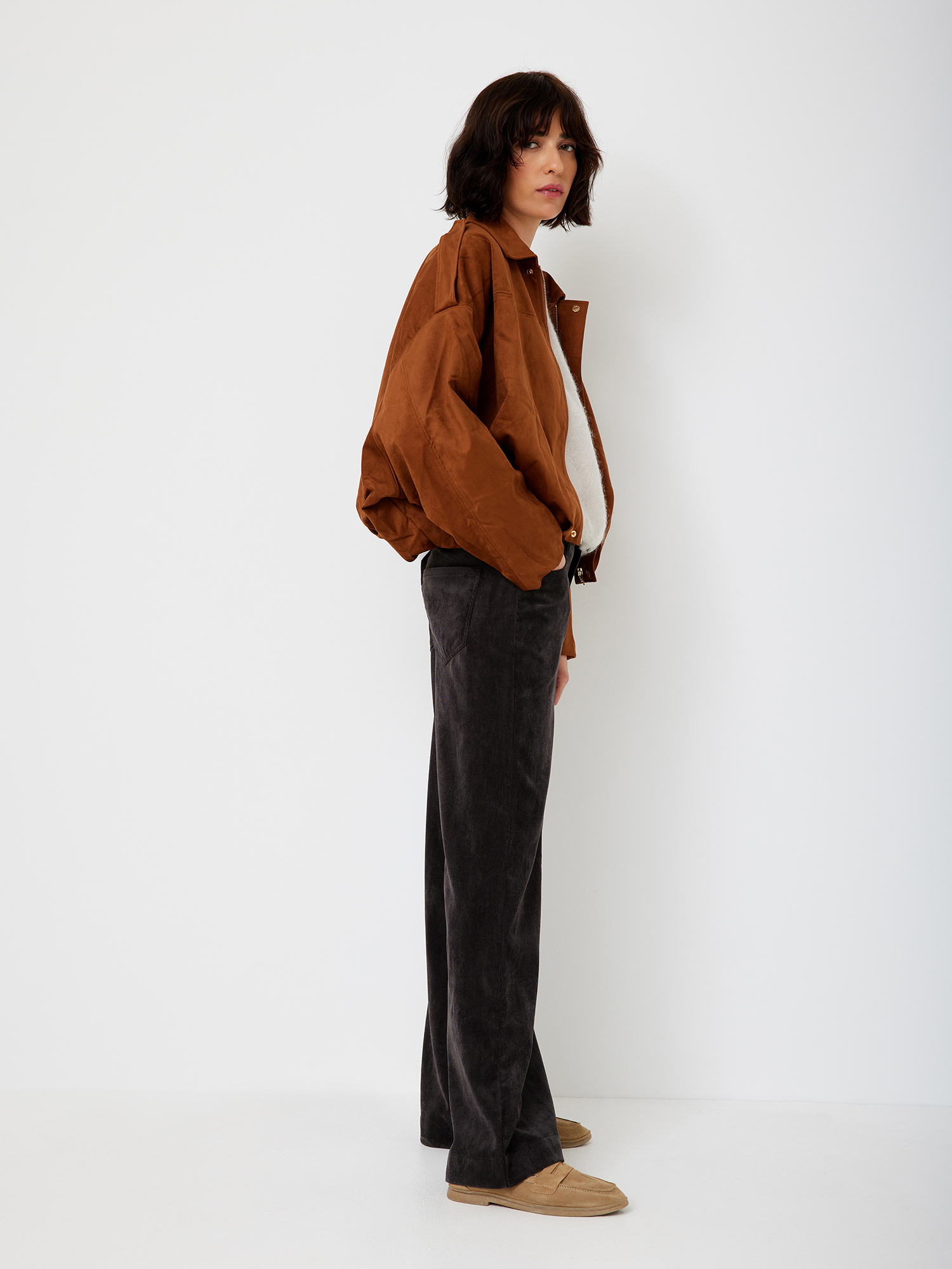 606098030000-3500_03_paddocks-cord-hose-marlene_ay.jpg