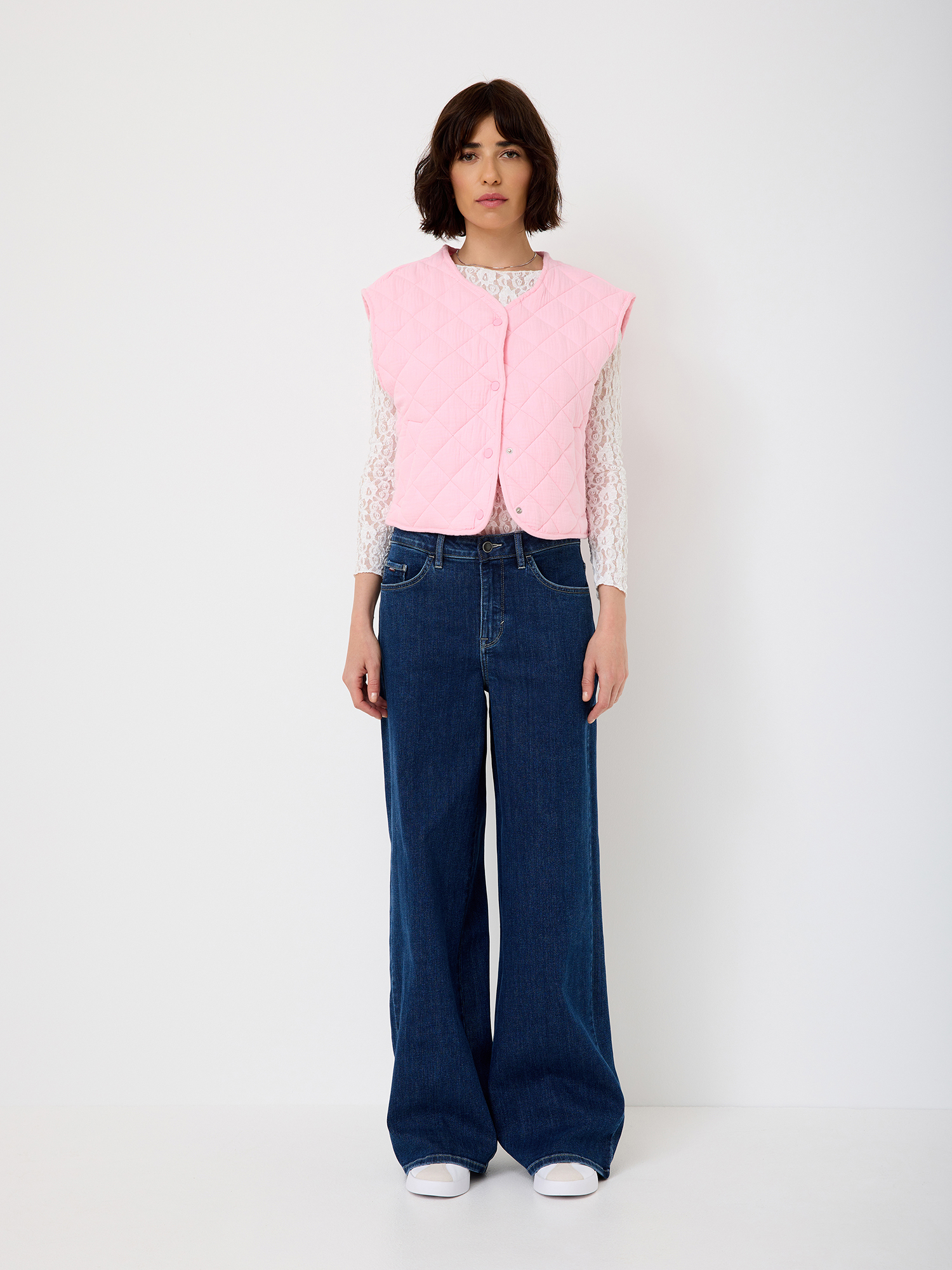 606017138000-4409_02_relaxed-fit-high-waist-stretchjeans-paddocks_ay.jpg