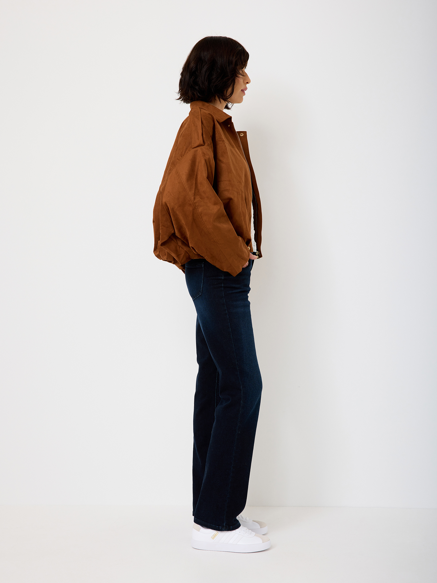606027990000-5744_03_paddocks-traveller-pant-jeans-lara_ay.jpg