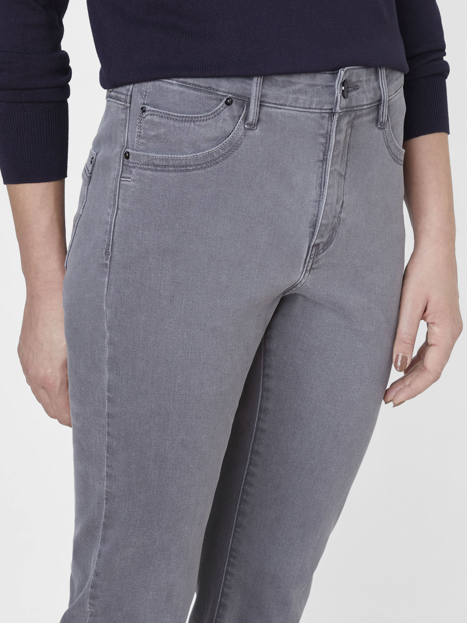 602726516000-1029_damen-slim-fit-jeans-stretchjeans-pat-paddocks_3.jpg