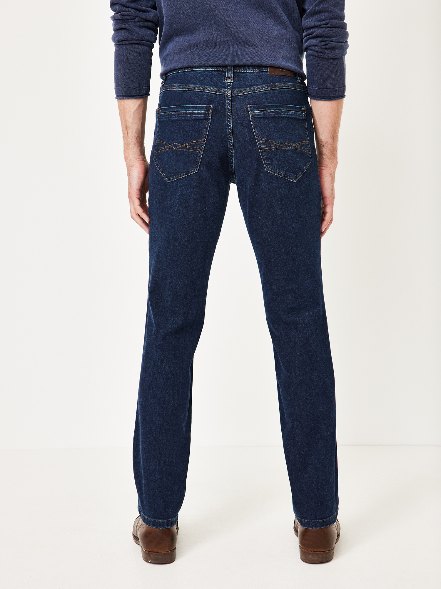 801516503000-4504_02_paddocks-pipe-slim-fit-jeans_ay.jpg