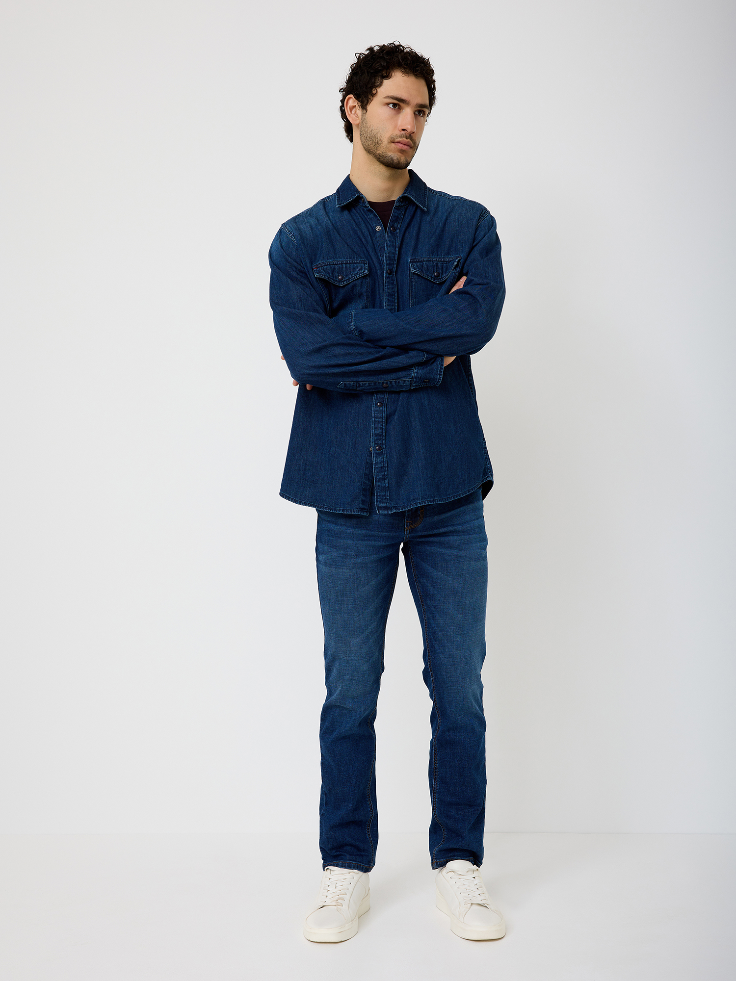 330668045000-4488_02_herren-jeans-hemd-denimshirt-paddocks_ay.jpg