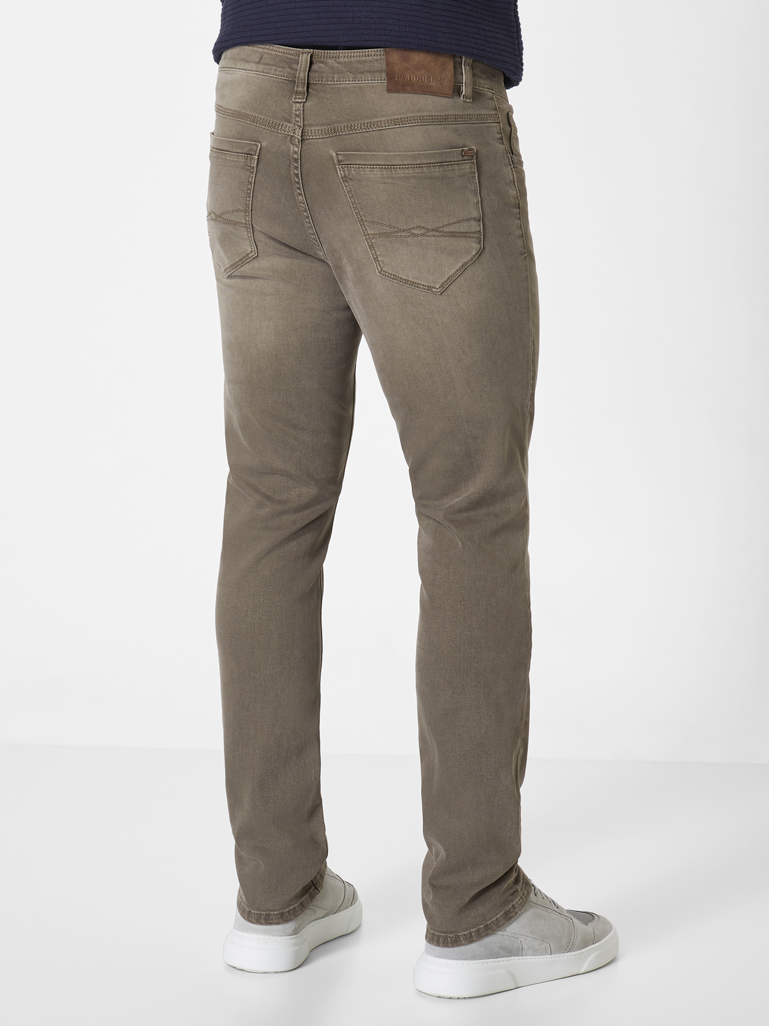 801516914000-4262_10_herren-slim-fit-jeans-overdyed-pipe-paddocks.jpg 801516914000-4262_10_herren-slim-fit-jeans-overdyed-pipe-paddocks.jpg