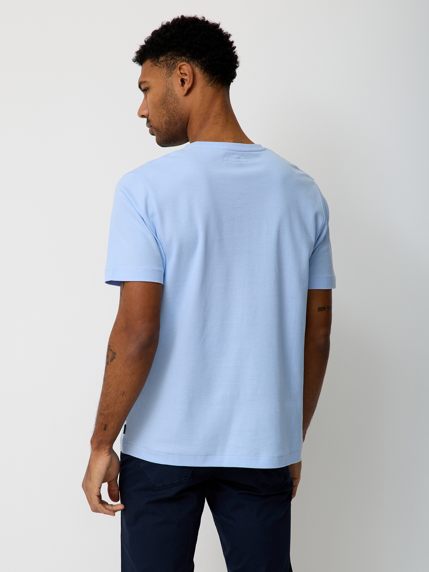 380317889000-0625_02_herren-kurzarm-rundhals-shirt-paddocks_ay.jpg