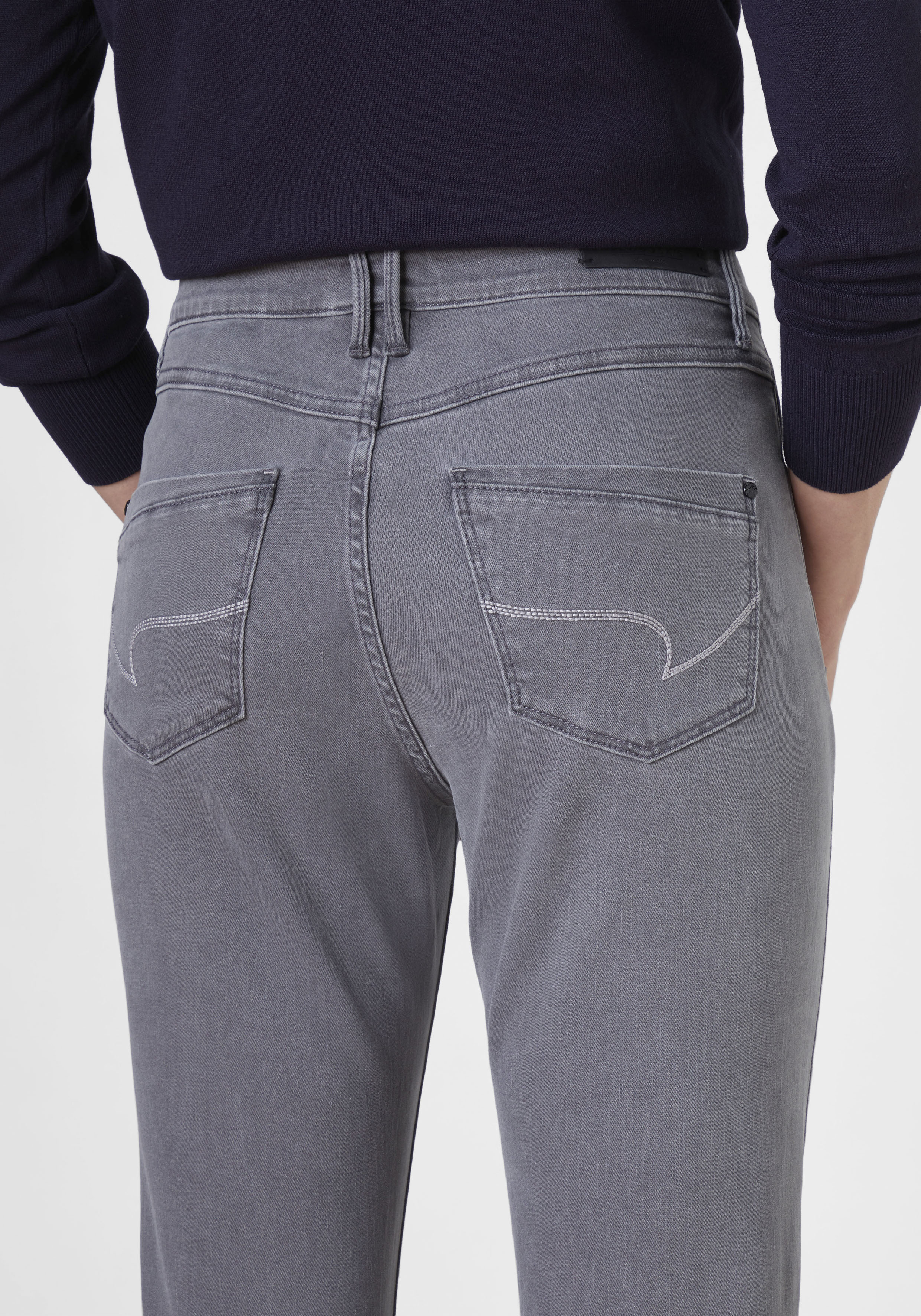 602726516000-1029_damen-slim-fit-jeans-stretchjeans-pat-paddocks_4.jpg 602726516000-1029_damen-slim-fit-jeans-stretchjeans-pat-paddocks_4.jpg