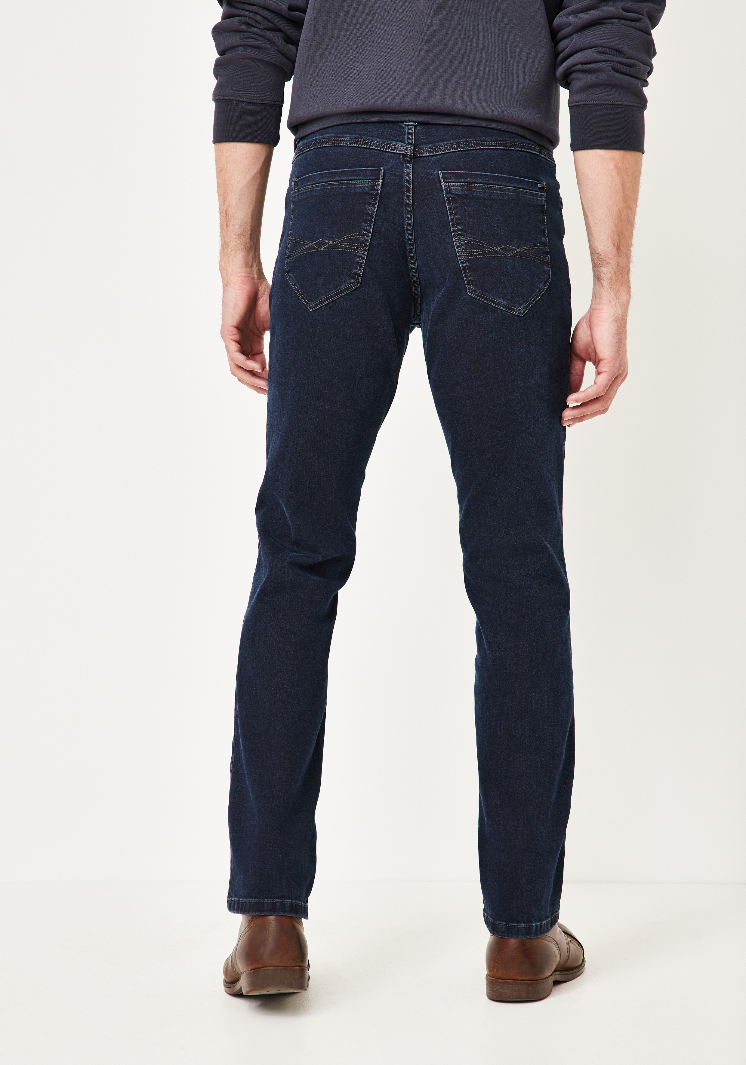 801516517000-4701_02_herren-slim-fit-jeans-pipe-paddocks.jpg
