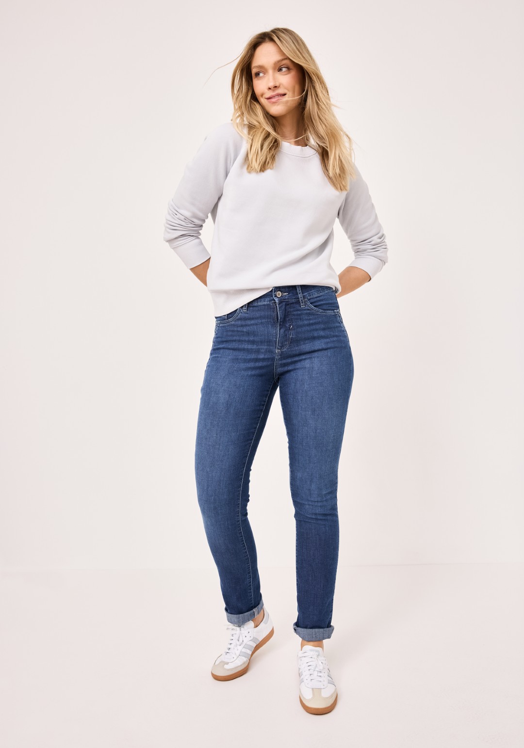 605323766000-0833_3_damen-jeans-paddocks-pat.jpg 605323766000-0833_3_damen-jeans-paddocks-pat.jpg