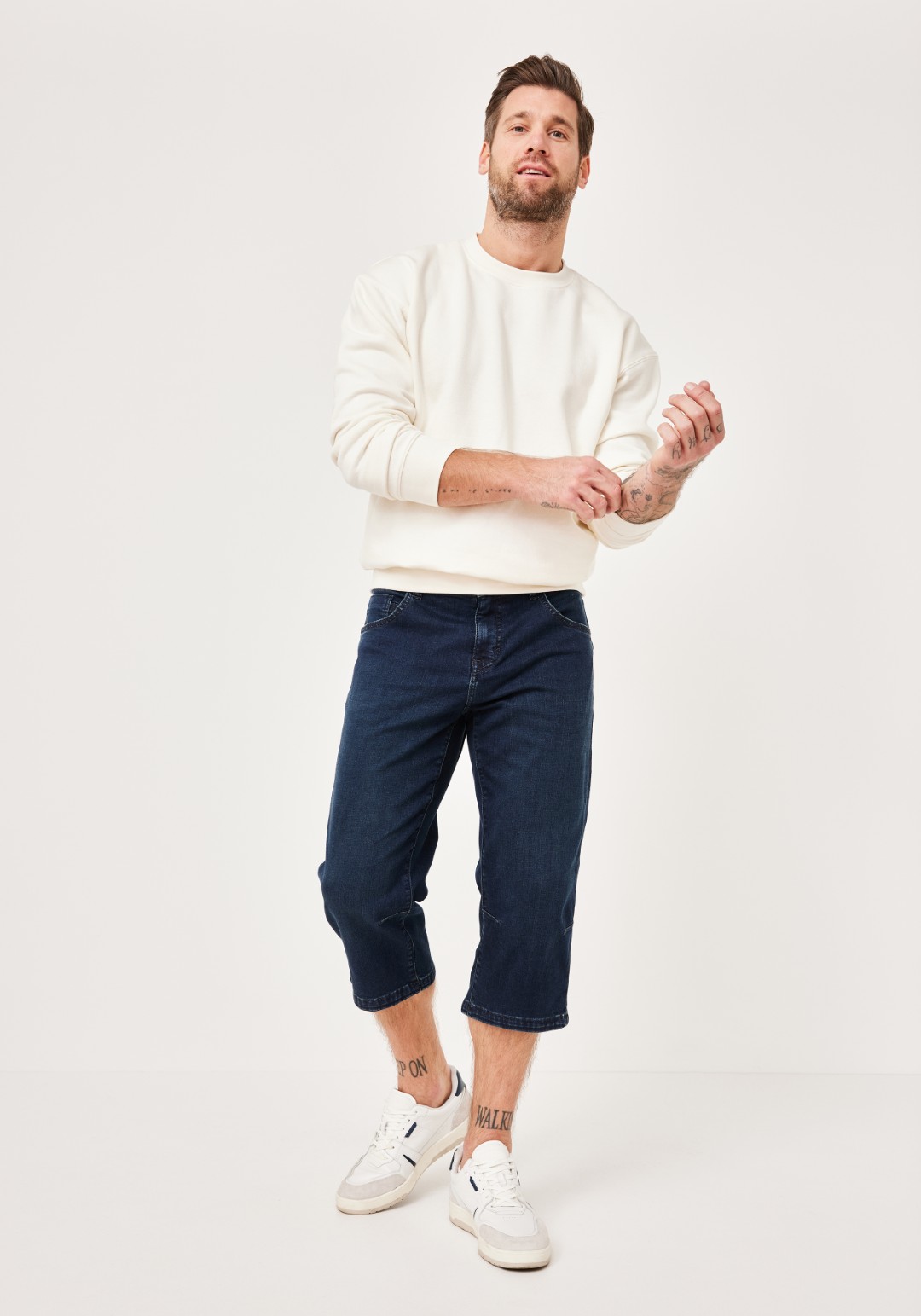 802554109000-4701_3_paddocks-3-4-jeans-stretch-chuck.jpg