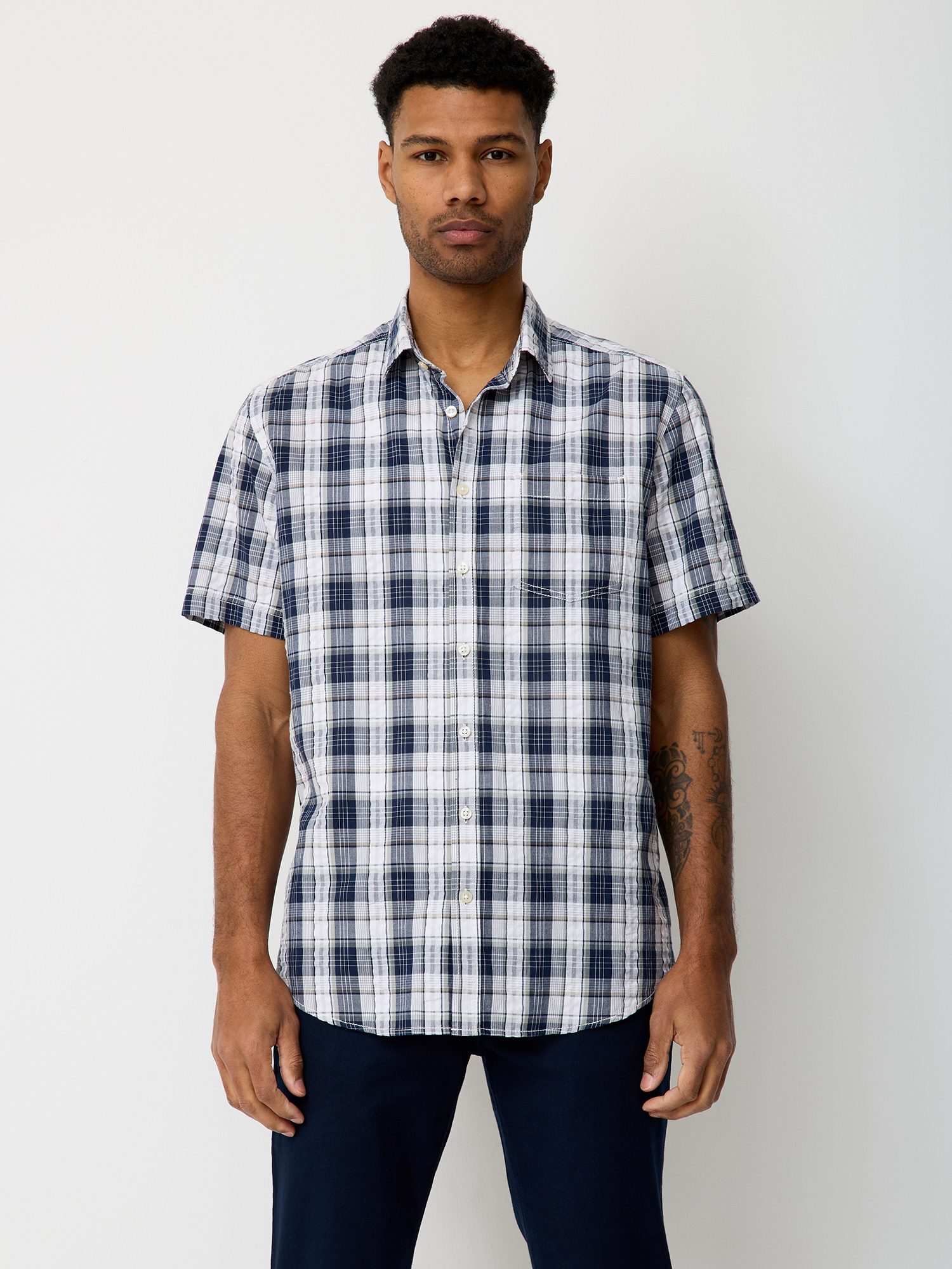 330507886000-0800_01_herren-kurzarm-shirt-paddocks_ay.jpg
