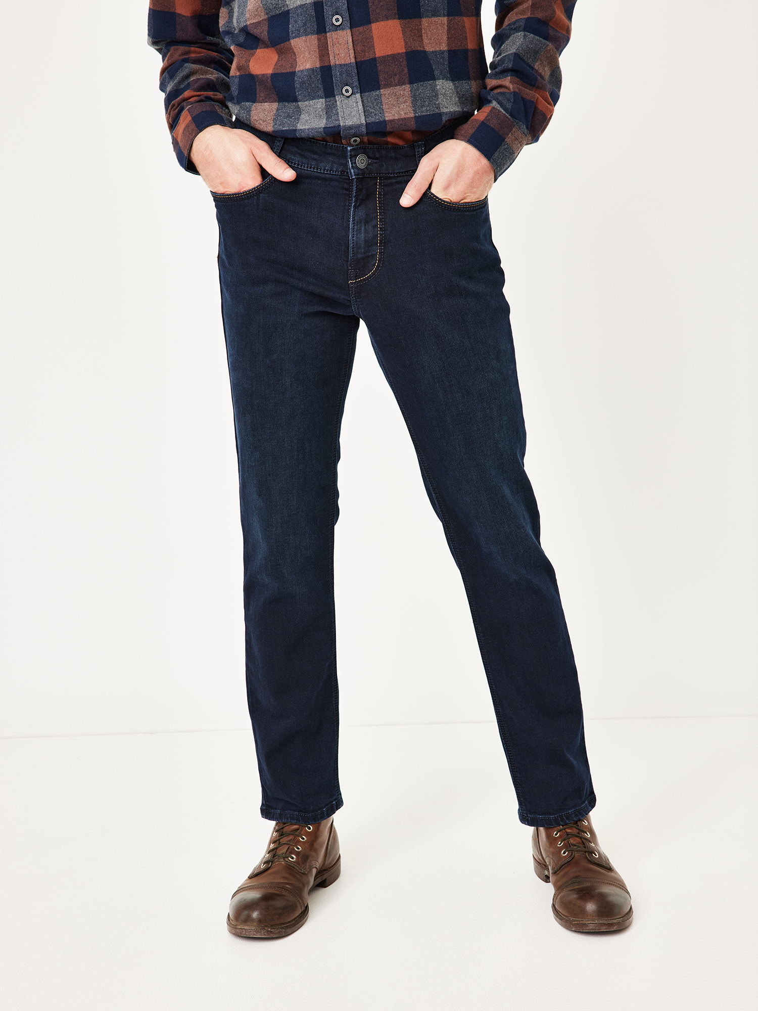 802277275000-0879_01_paddocks-pipe-stretch-saddlestitch_ay.jpg